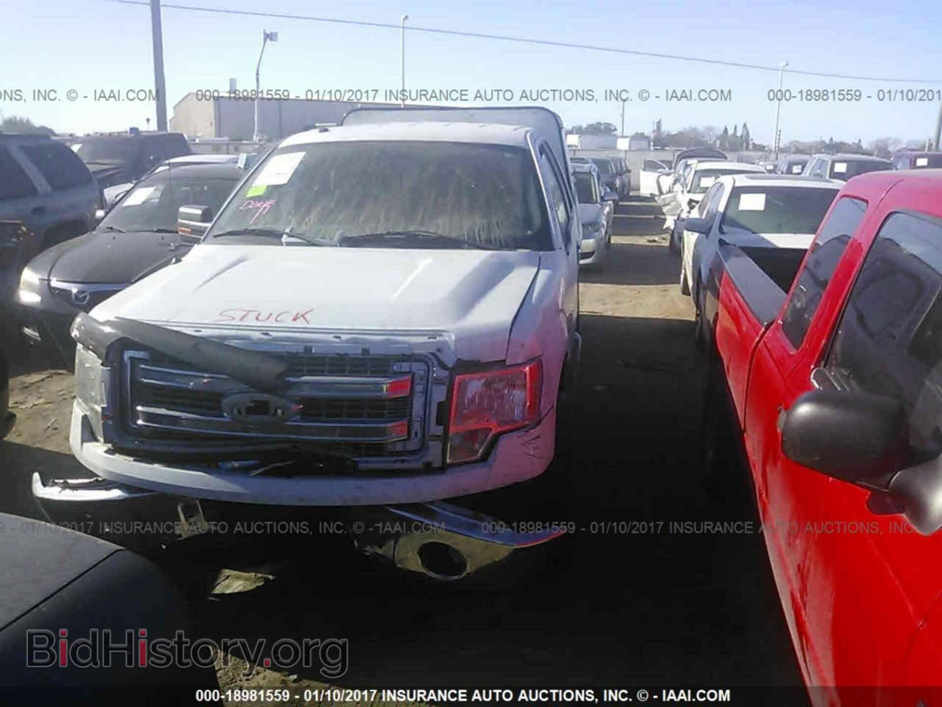 2013 Ford F150 - VIN: 1FTFX1CF2DFA27375 - Фото 2