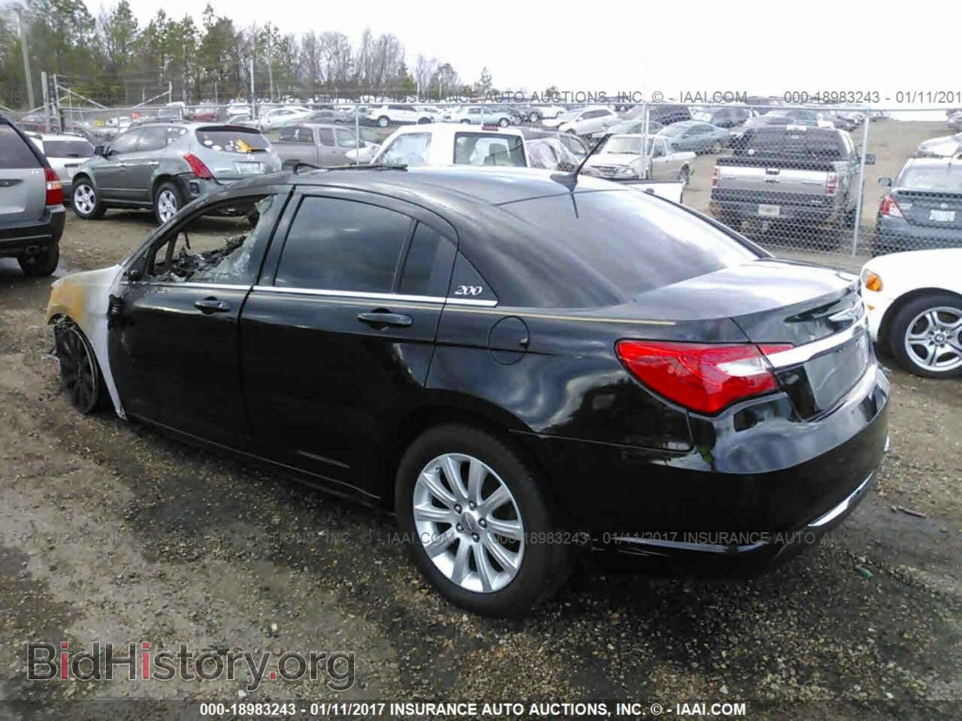 2012 Chrysler 200 - VIN: 1C3CCBBB0CN197696 - Фото 3