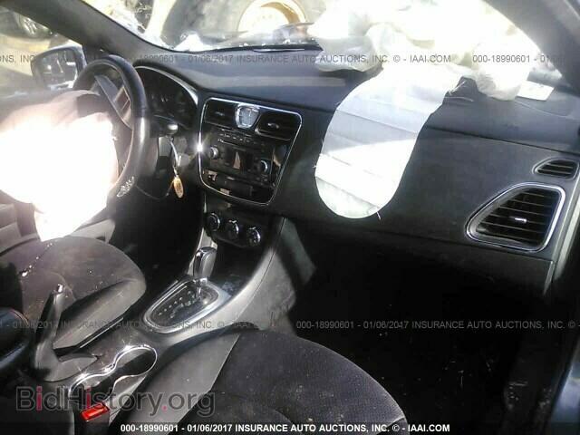 2013 Chrysler 200 - VIN: 1C3CCBBB8DN635821 - Photo 5
