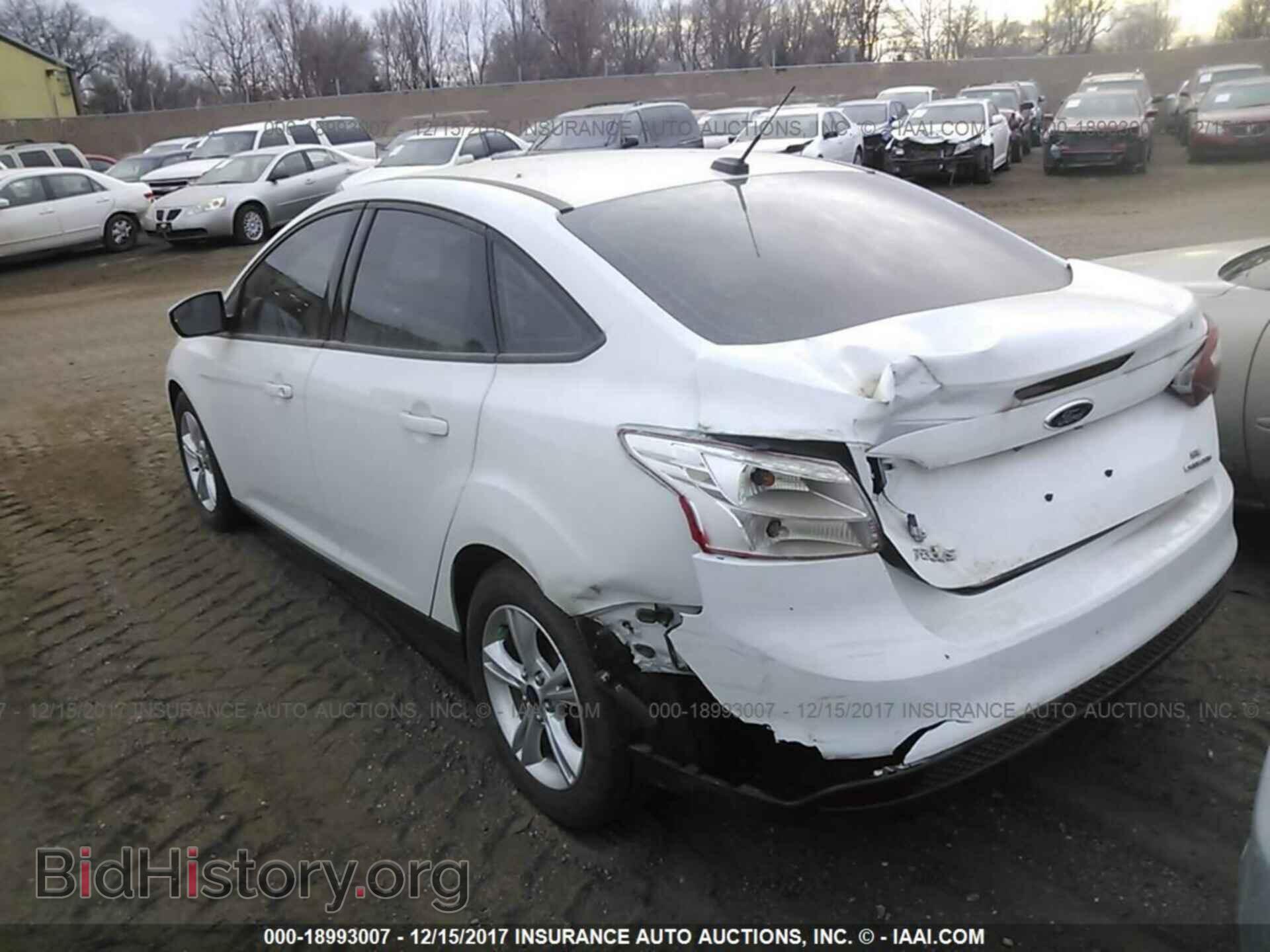 2013 Ford Focus - VIN: 1FADP3F28DL213103 - Photo 3