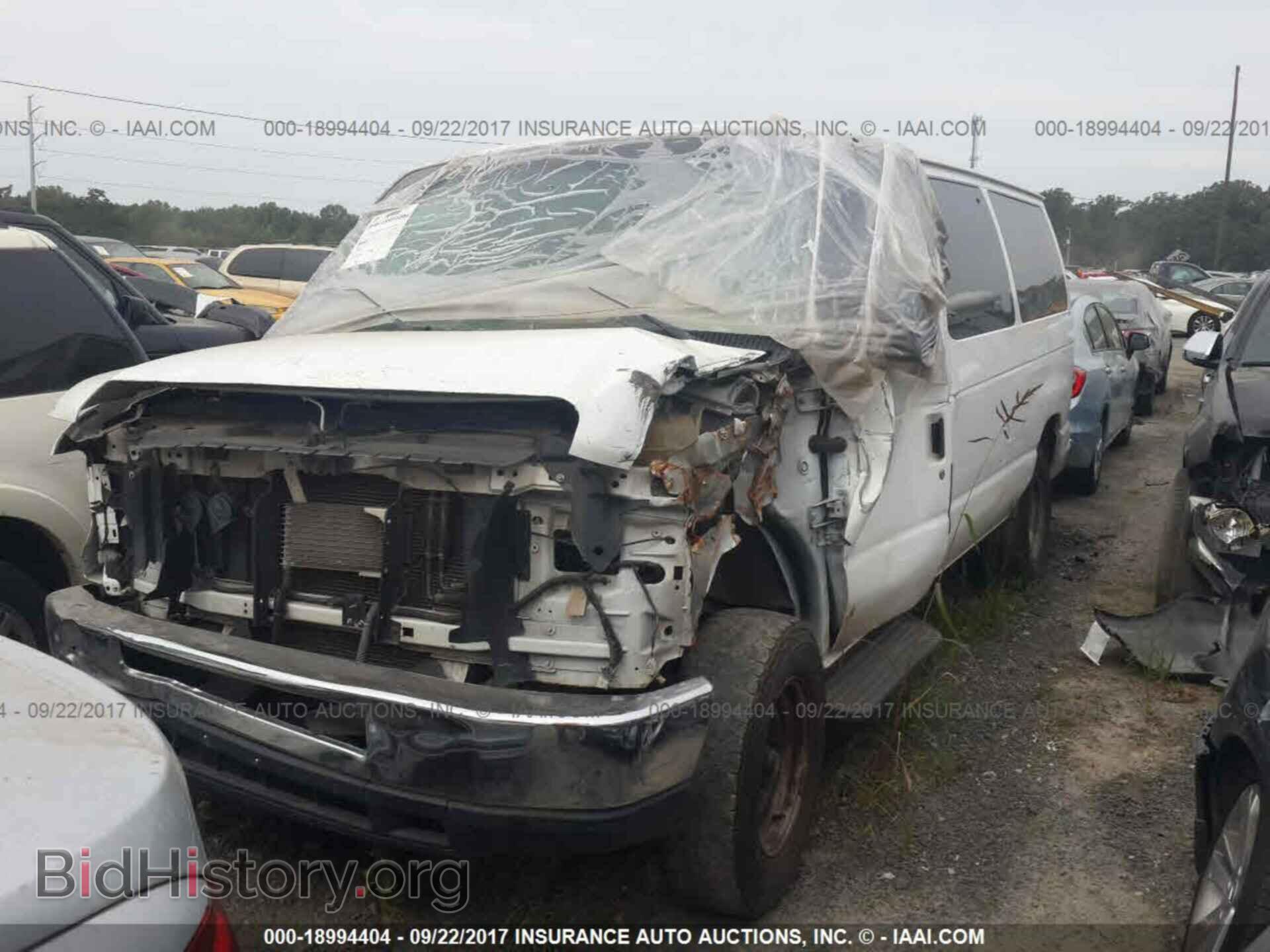 2013 Ford Econoline - VIN: 1FBNE3BL4DDA01588 - Фото 2