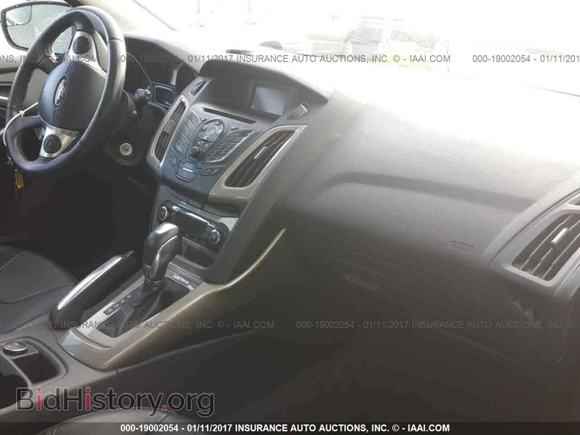 2012 Ford Focus - VIN: 1FAHP3M29CL155859 - Photo 5