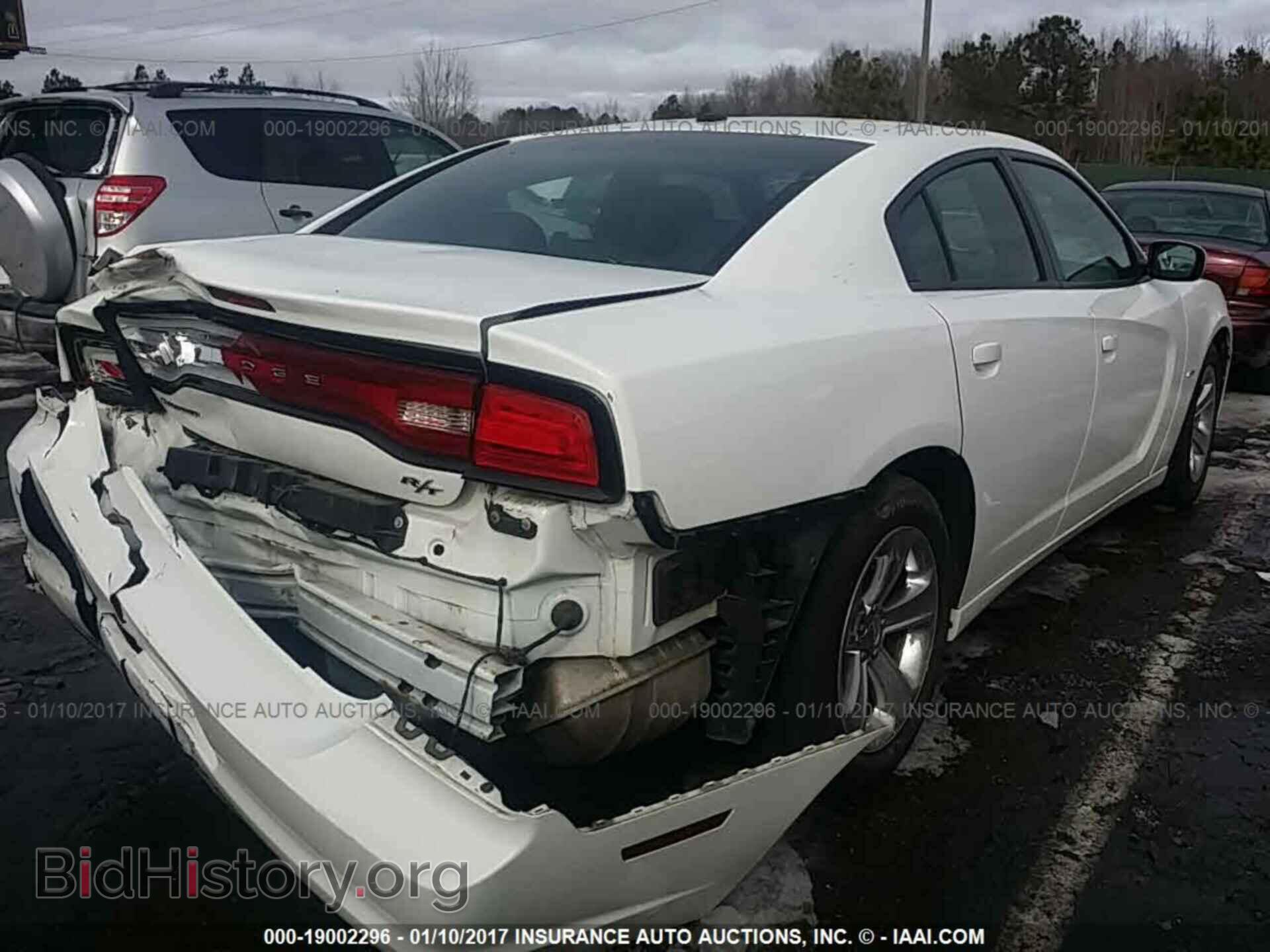 2013 Dodge Charger - VIN: 2C3CDXCT2DH687715 - Photo 4