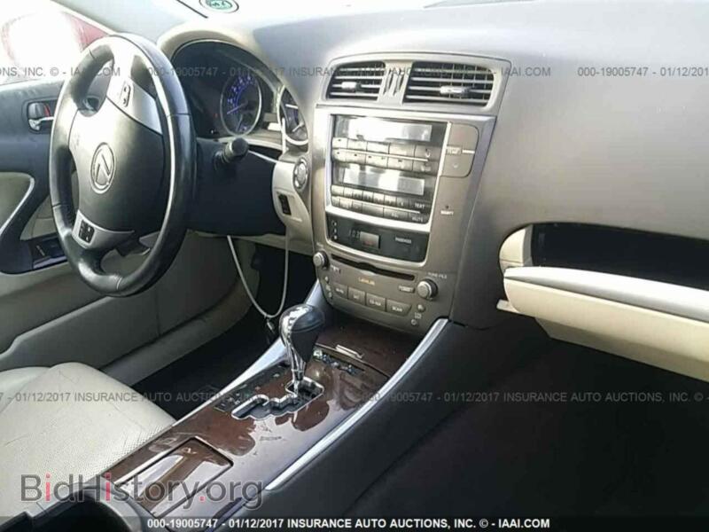 2012 Lexus IS (VIN JTHCF5C28C5055890) — photo 5 of 10