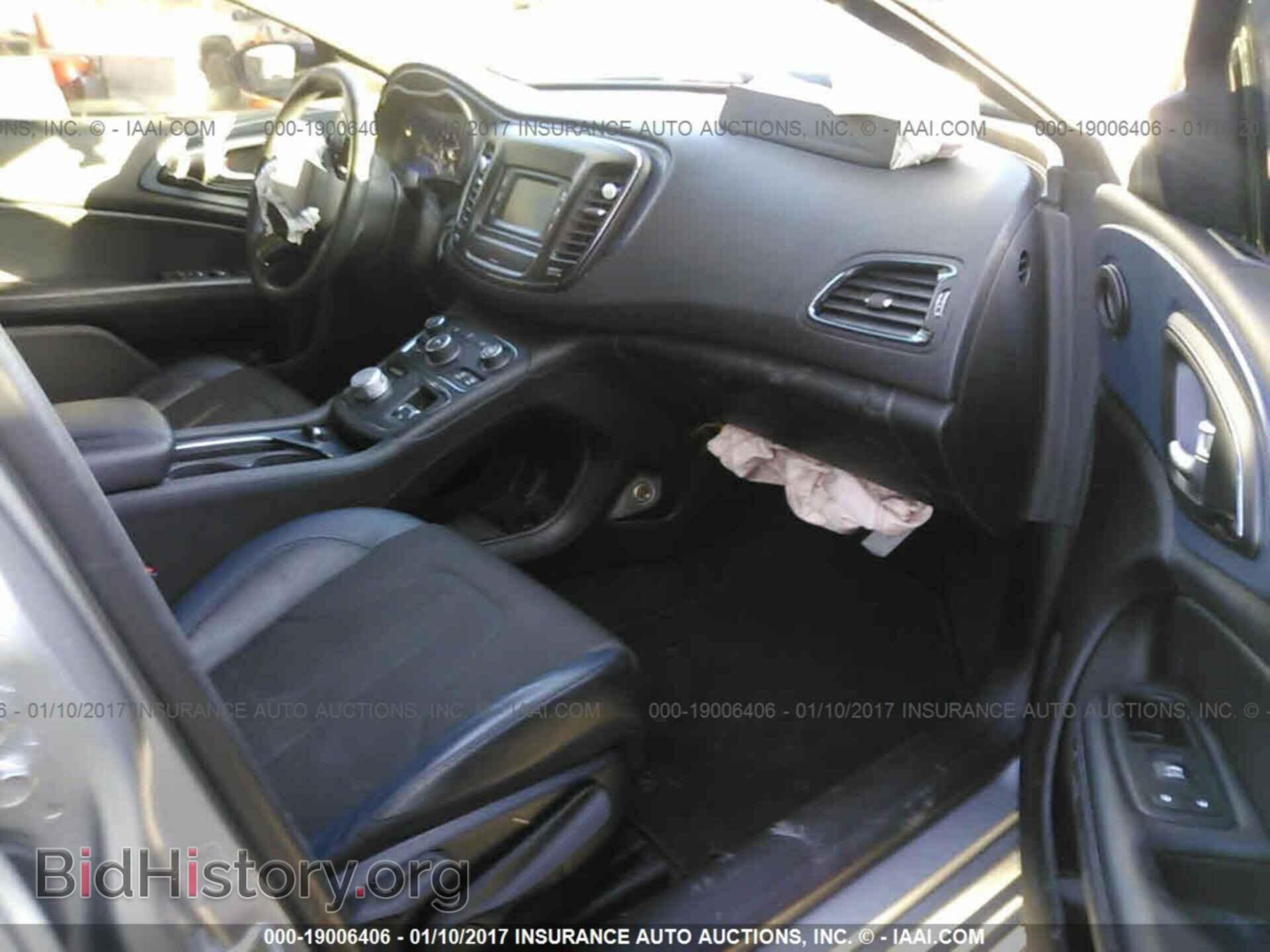 2015 Chrysler 200 - VIN: 1C3CCCBB1FN660858 - Photo 5