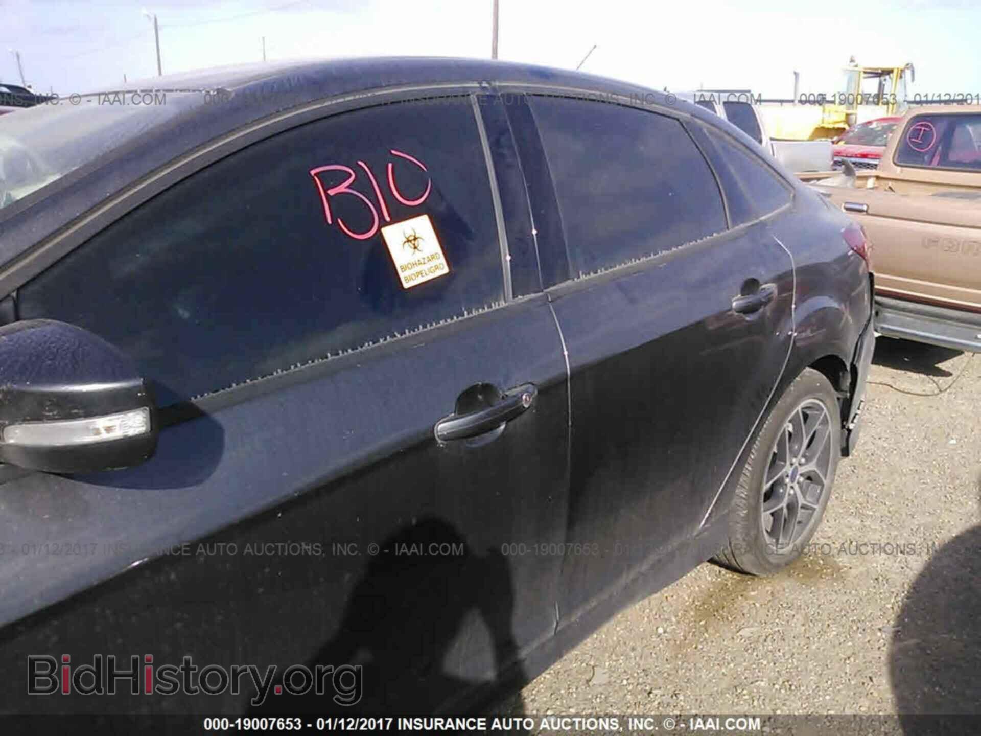2016 Ford Focus - VIN: 1FADP3F21GL220835 - Фото 8