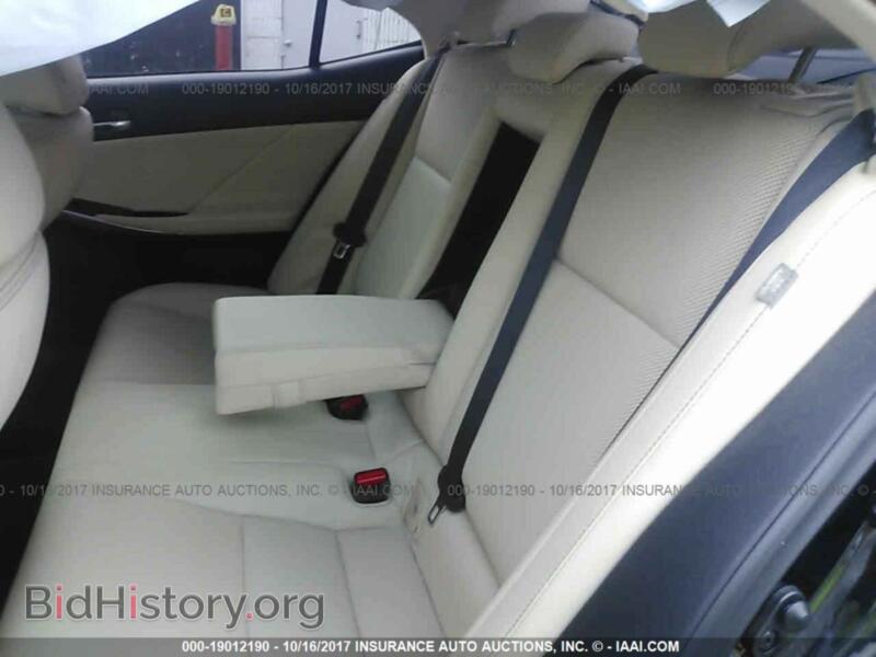 2015 Lexus IS (VIN JTHCF1D20F5025682) — photo 8 of 10