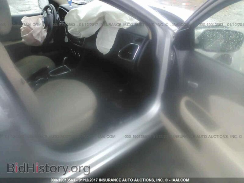 2012 Chrysler 200 (VIN 1C3CCBAB2CN273498) — фото 5 из 10