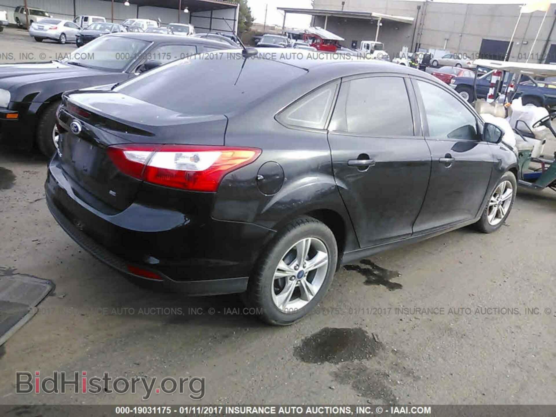 2013 Ford Focus - VIN: 1FADP3F22DL171978 - Photo 4