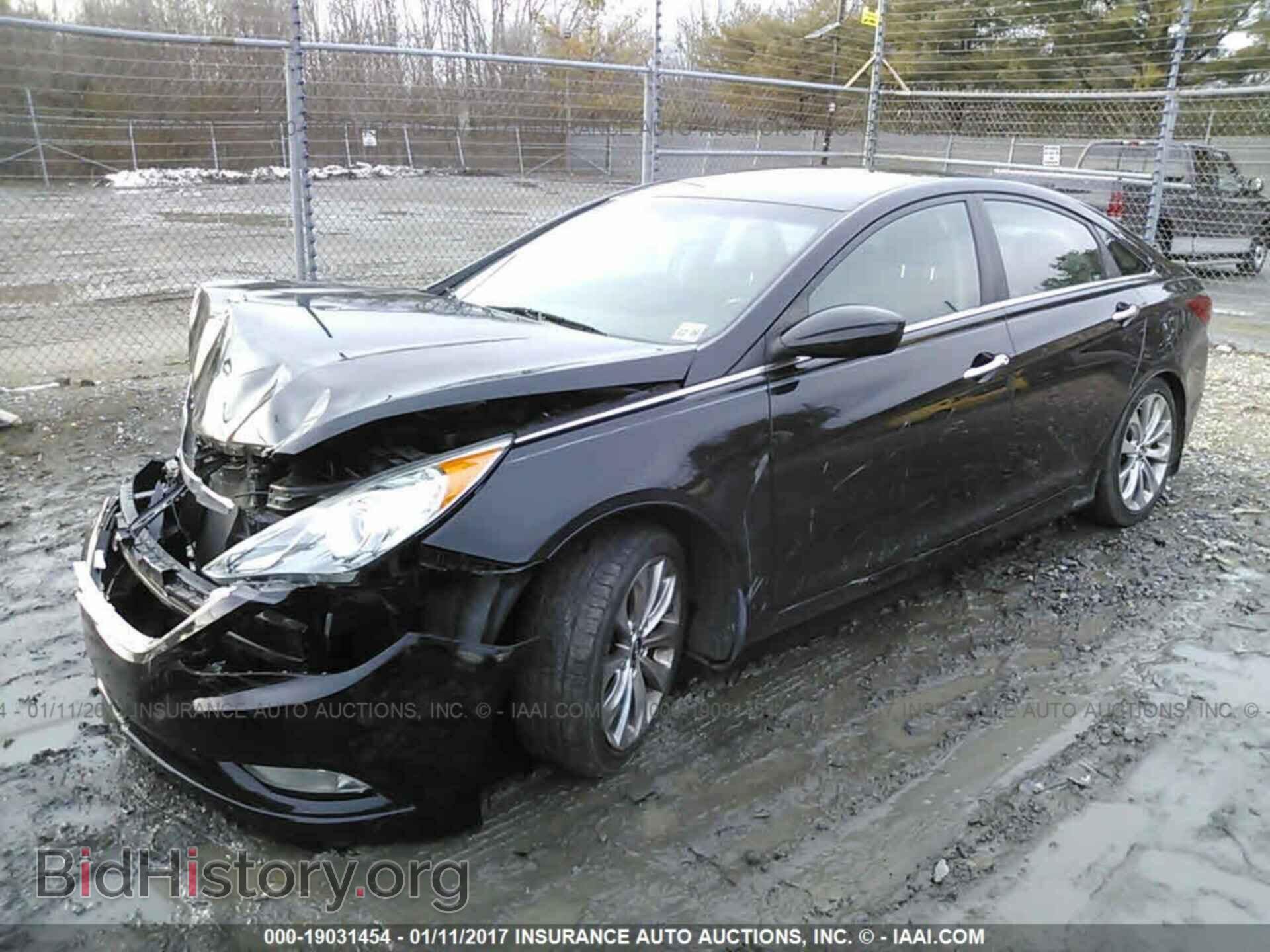 2012 Hyundai Sonata - VIN: 5NPEC4AC7CH410430 - Фото 2