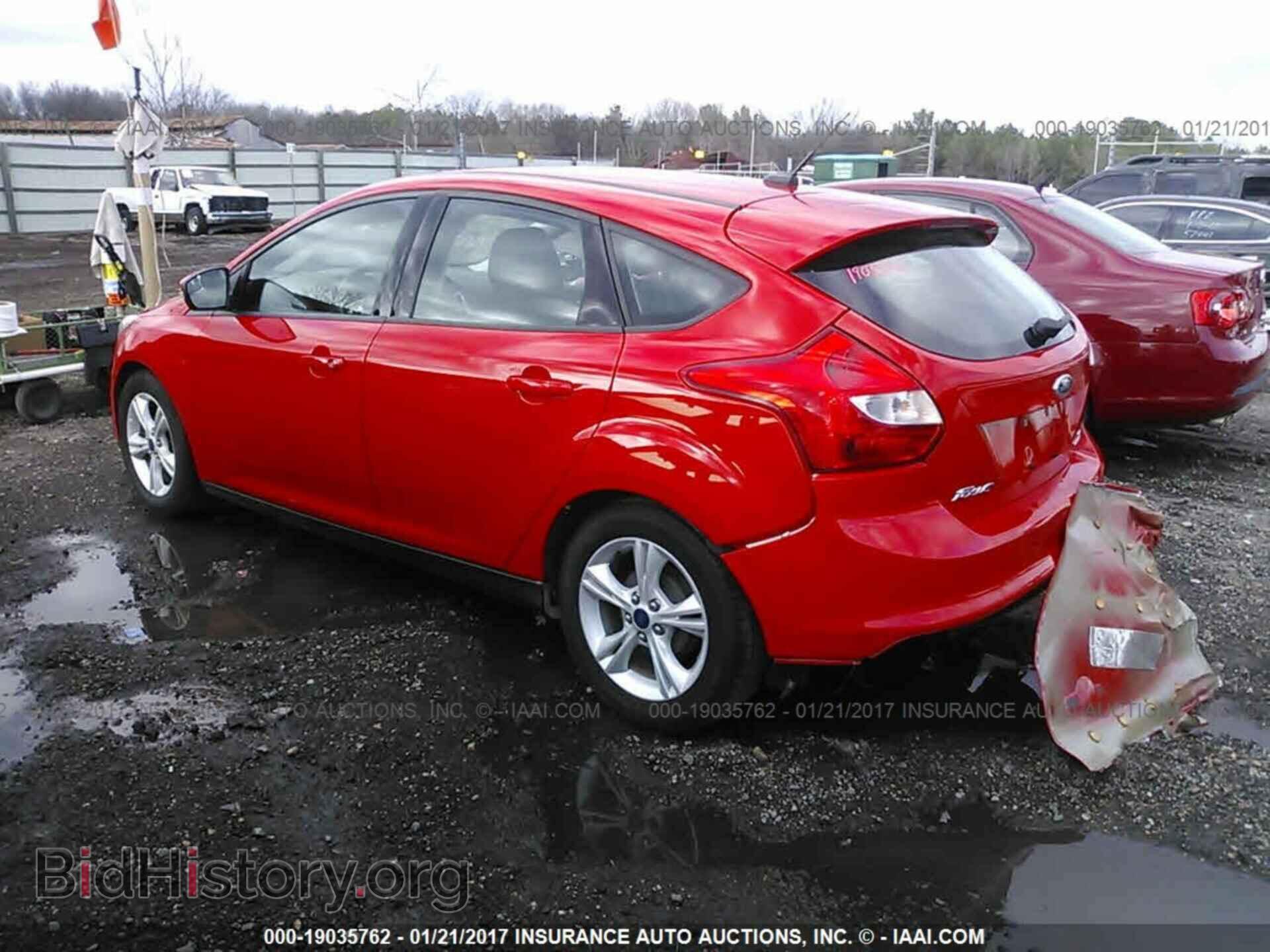 2014 Ford Focus - VIN: 1FADP3K25EL400242 - Фото 3