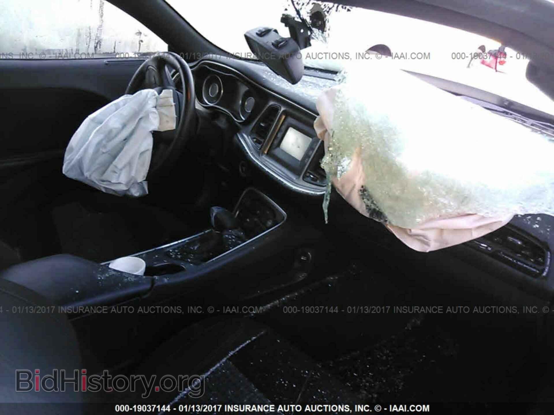 2016 Dodge Challenger - VIN: 2C3CDZAG6GH177566 - Photo 5