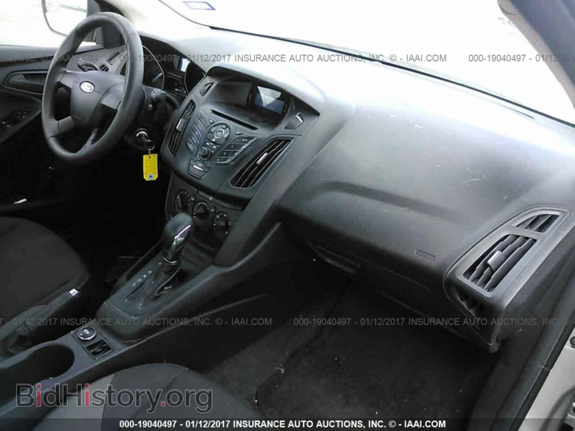 2012 Ford Focus - VIN: 1FAHP3E23CL329777 - Photo 5