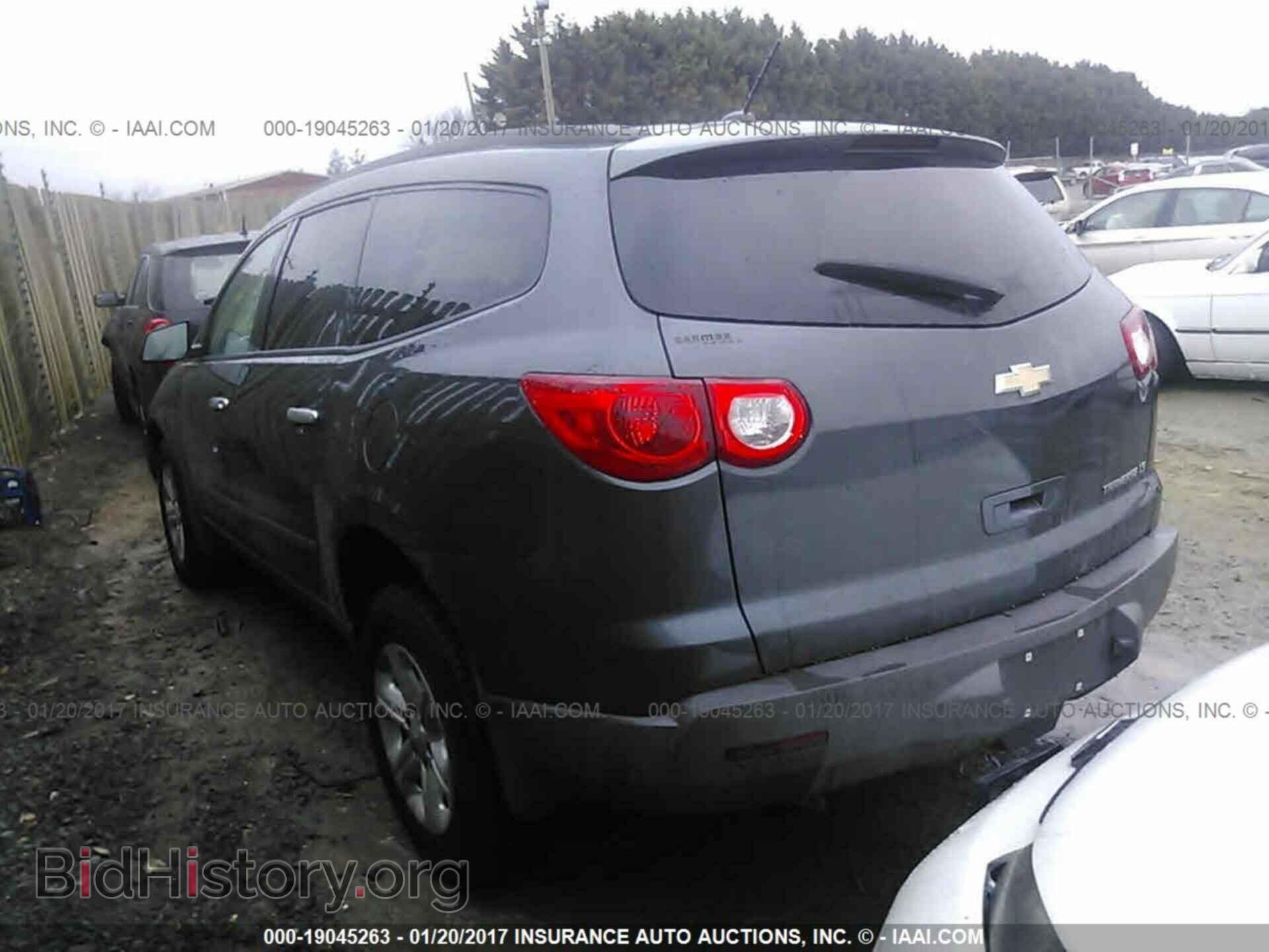 2012 Chevrolet Traverse - VIN: 1GNKRFED7CJ265386 - Фото 3