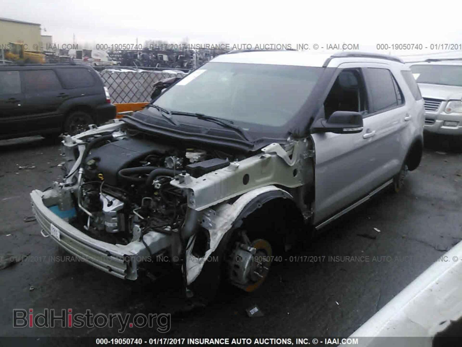 2016 Ford Explorer - VIN: 1FM5K8D86GGC56736 - Photo 2