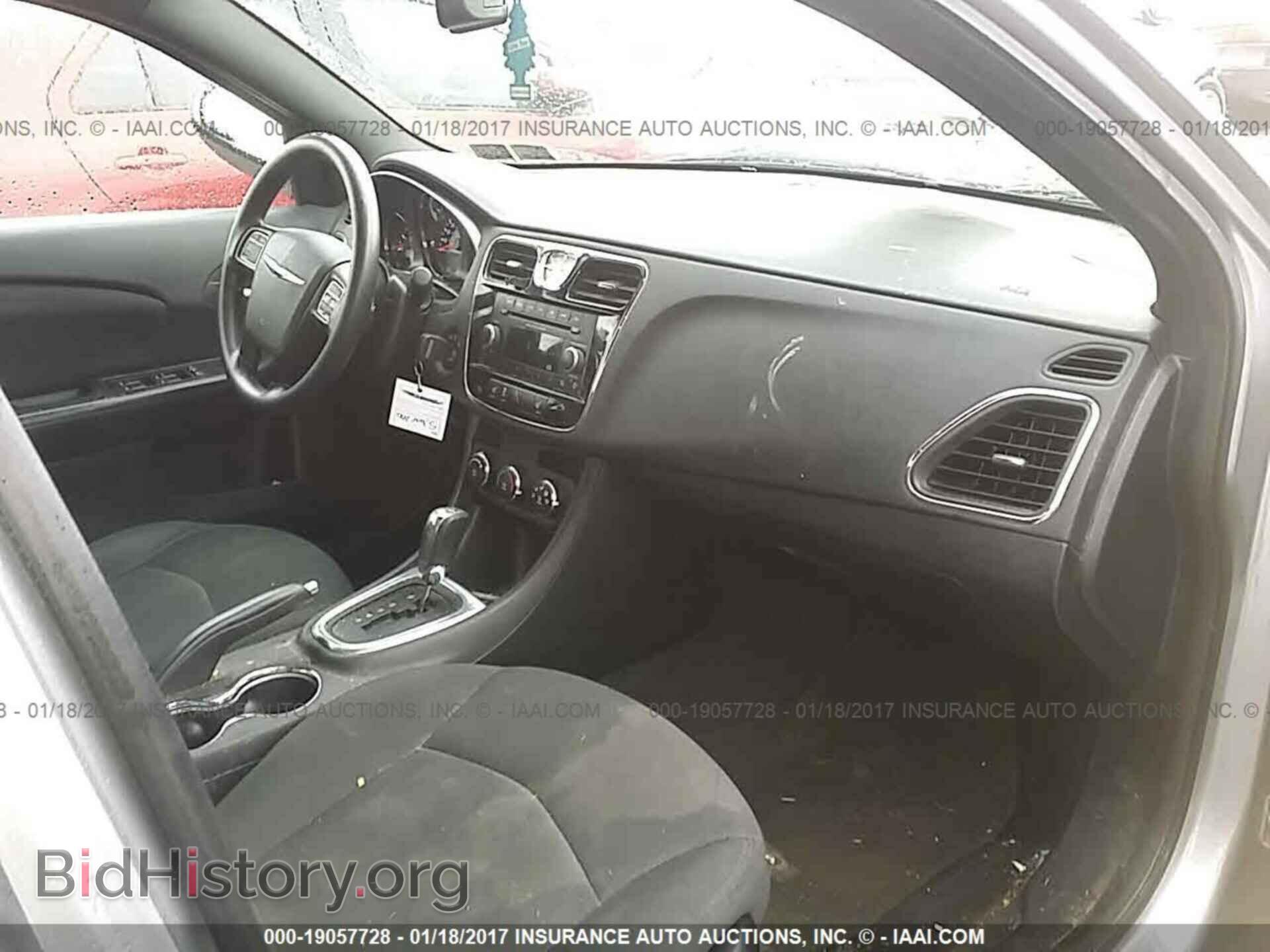 2013 Chrysler 200 - VIN: 1C3CCBAG5DN726901 - Photo 5