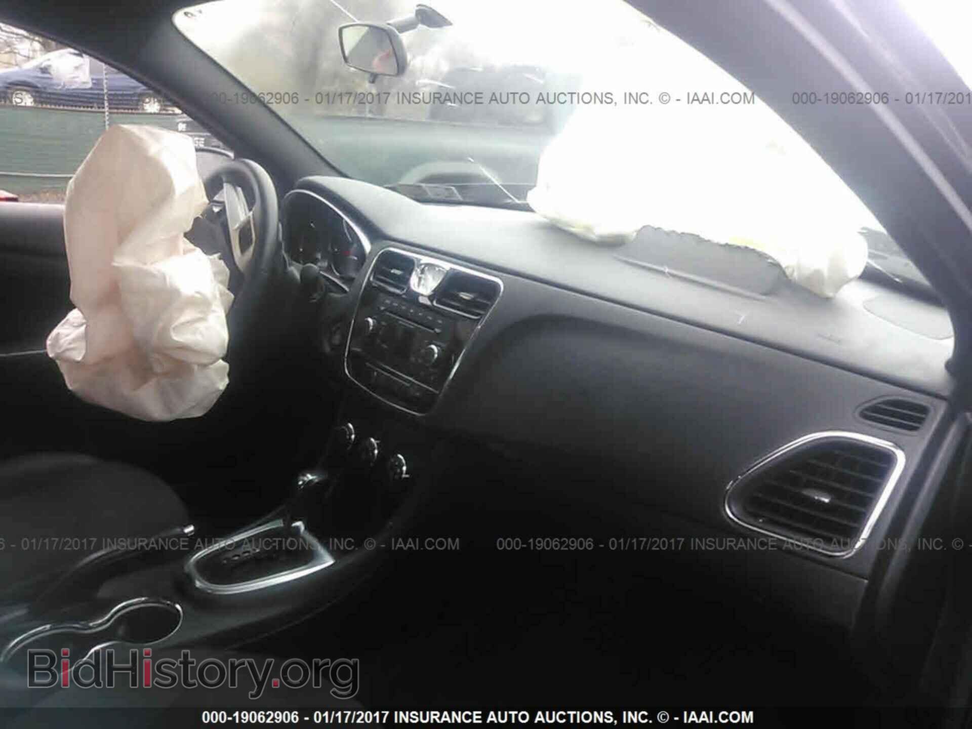 2013 Chrysler 200 - VIN: 1C3CCBBBXDN763803 - Фото 5