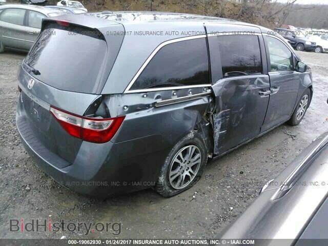 2011 Honda Odyssey - VIN: 5FNRL5H65BB020852 - Фото 4