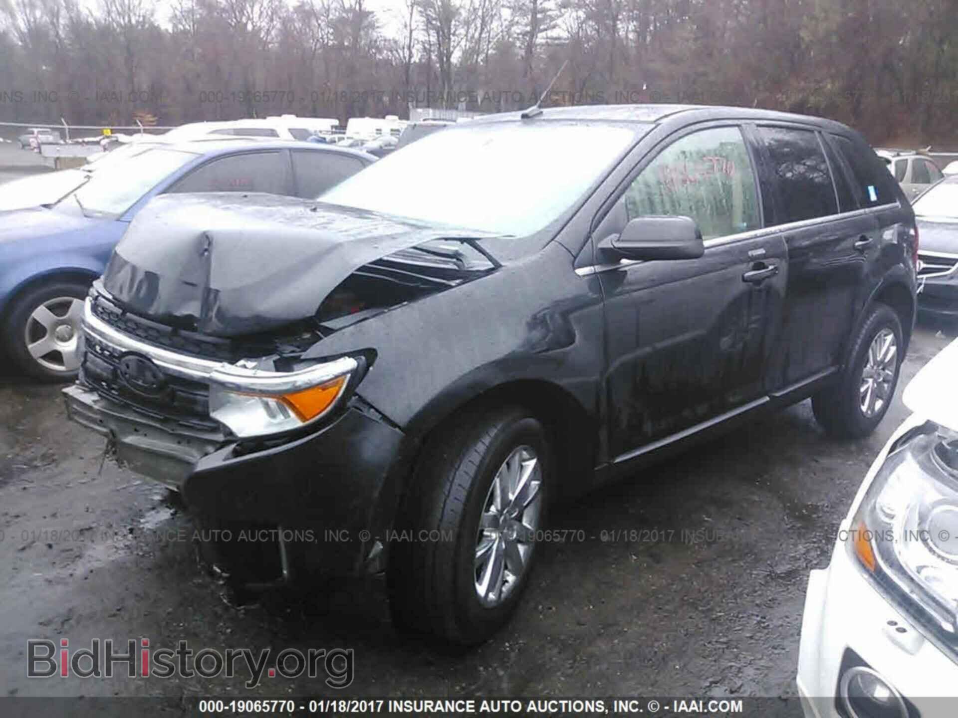 2011 Ford Edge - VIN: 2FMDK4KC4BBA90678 - Photo 2