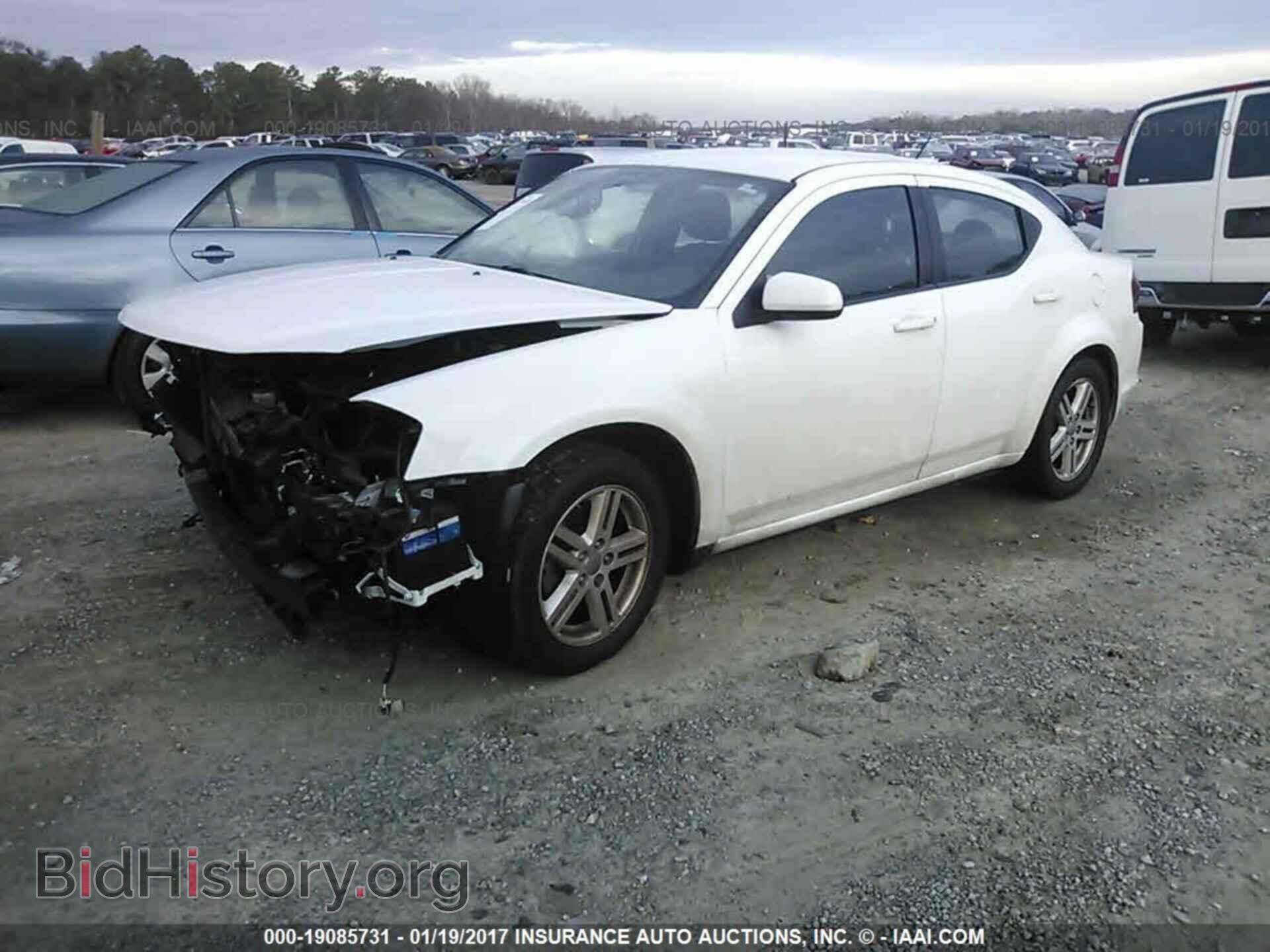 2013 Dodge Avenger - VIN: 1C3CDZCB2DN616864 - Photo 2