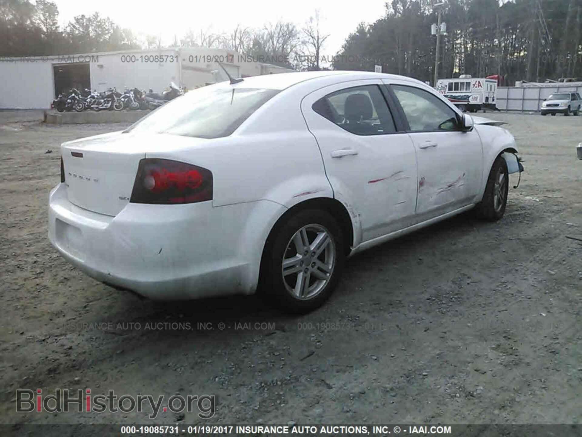2013 Dodge Avenger - VIN: 1C3CDZCB2DN616864 - Photo 4