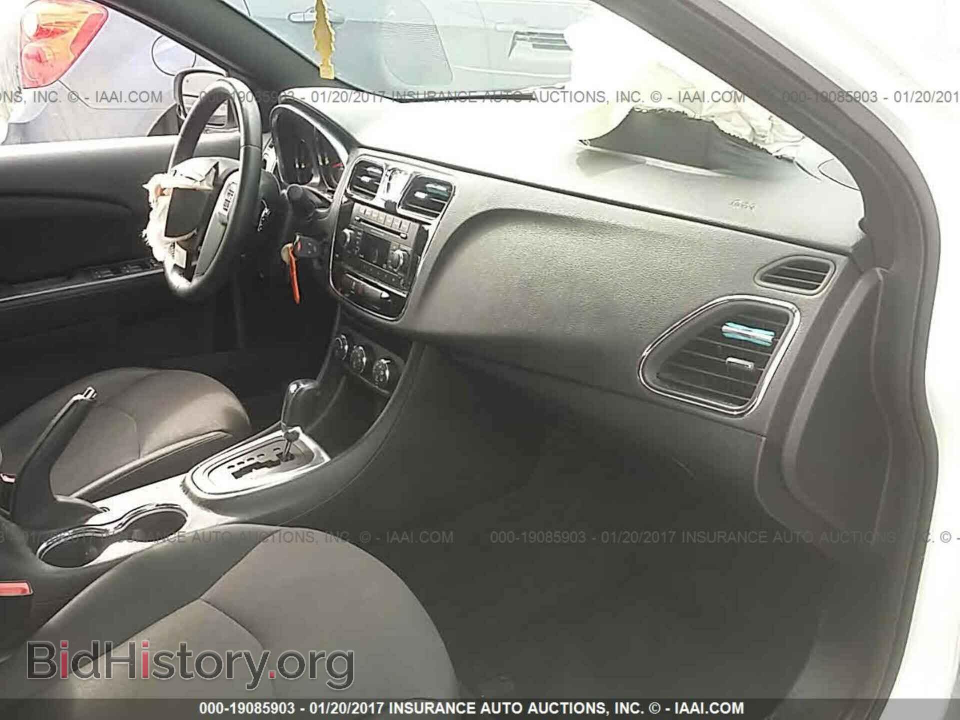 2013 Chrysler 200 - VIN: 1C3CCBBG7DN731497 - Фото 5