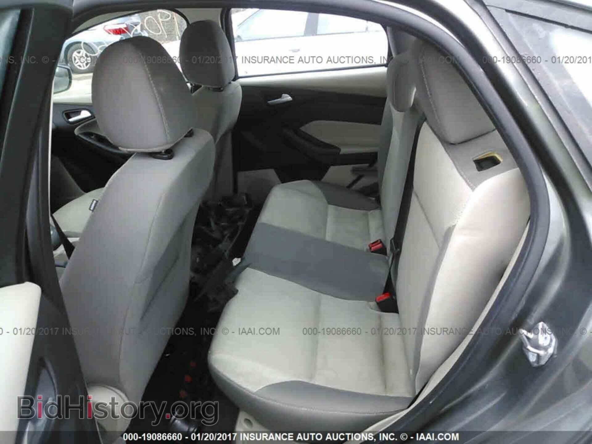 2014 Ford Focus - VIN: 1FADP3F25EL343938 - Photo 8