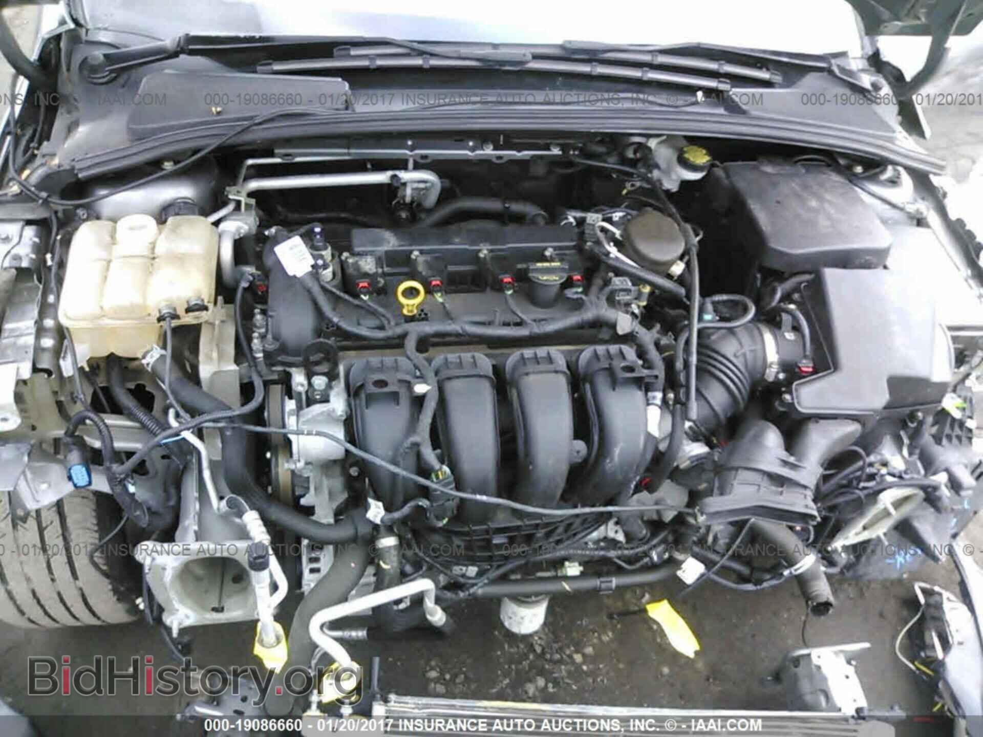 2014 Ford Focus - VIN: 1FADP3F25EL343938 - Photo 10