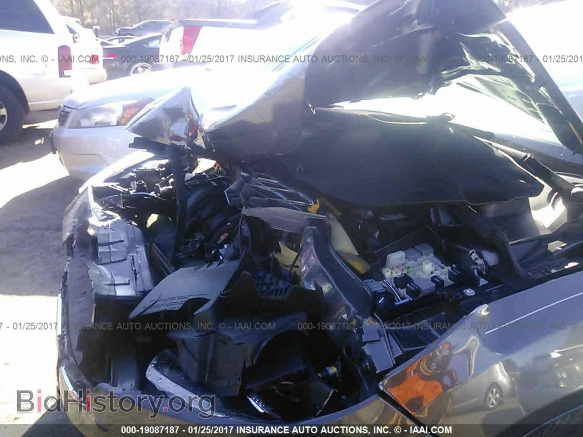 2016 Ford Focus - VIN: 1FADP3F28GL248132 - Photo 6