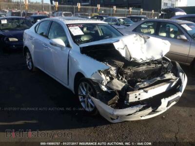 2011 Lexus IS, white — VIN JTHCF5C29B5052012, IAAI