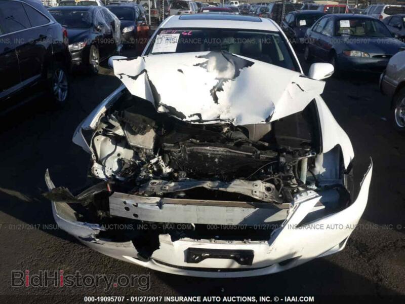 2011 Lexus IS (VIN JTHCF5C29B5052012) — фото 6 из 10