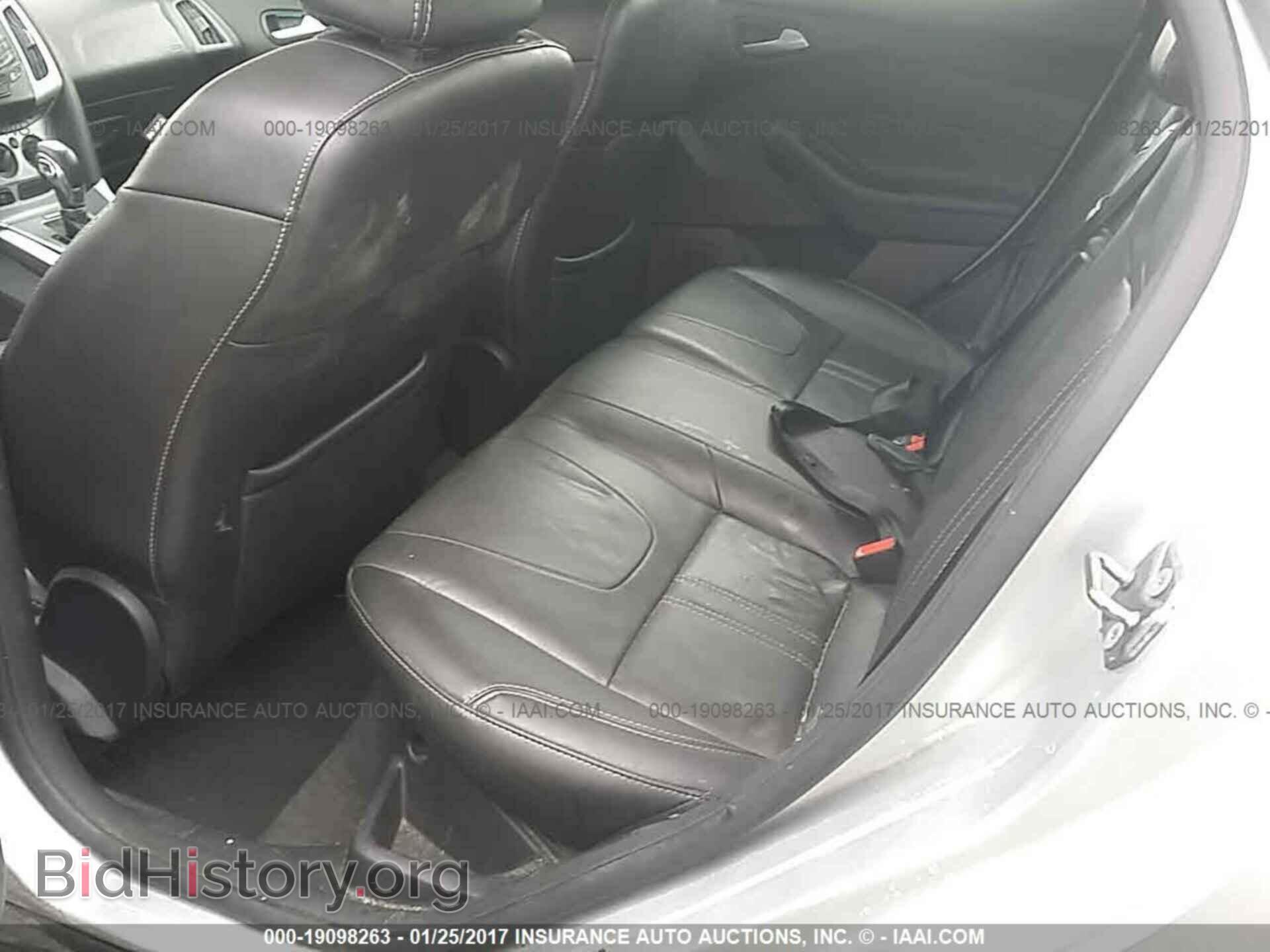 2013 Ford Focus - VIN: 1FADP3F2XDL285260 - Photo 8