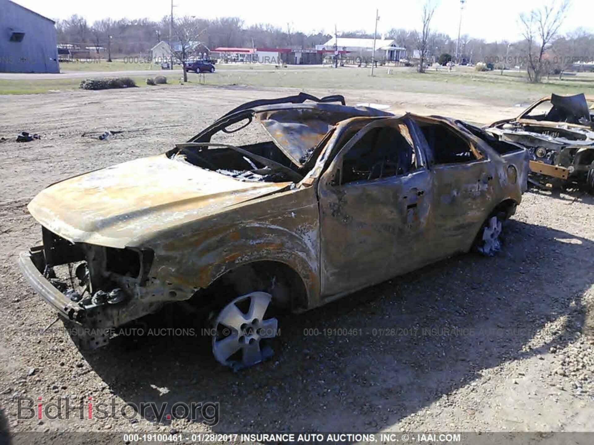 2012 Ford Escape - VIN: 1FMCU0D74CKA17655 - Photo 2