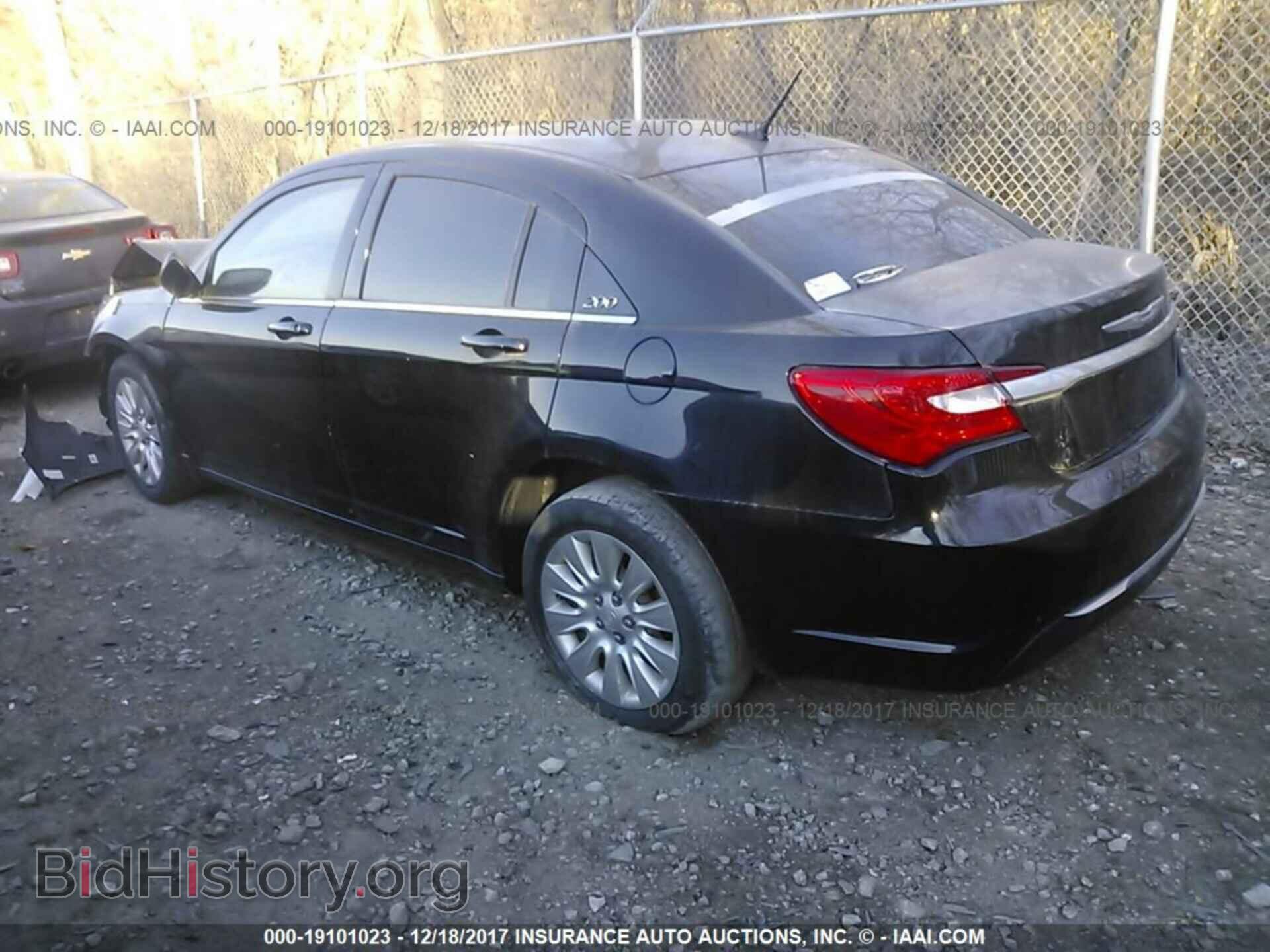 2012 Chrysler 200 - VIN: 1C3CCBAB2CN155824 - Photo 3
