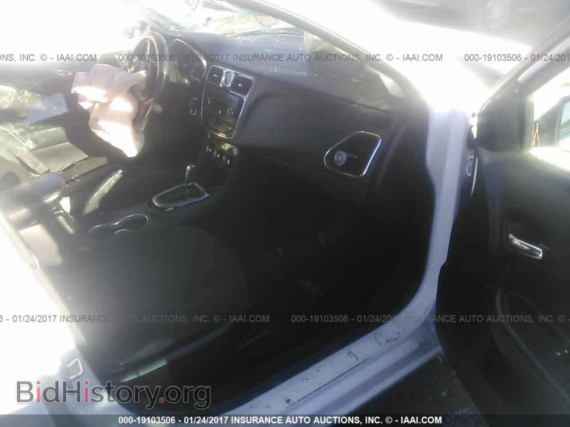 2012 Chrysler 200 - VIN: 1C3CCBAB3CN262171 - Фото 5