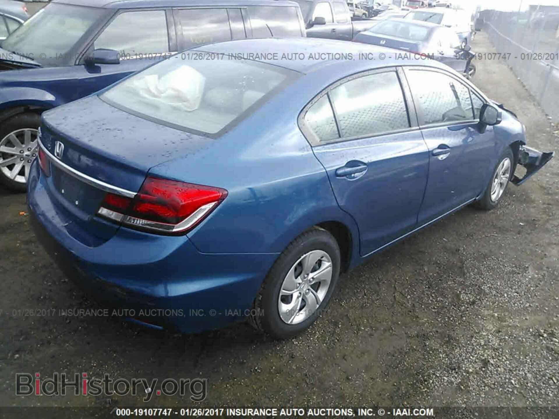 2013 Honda Civic - VIN: 19XFB2F54DE067801 - Photo 4