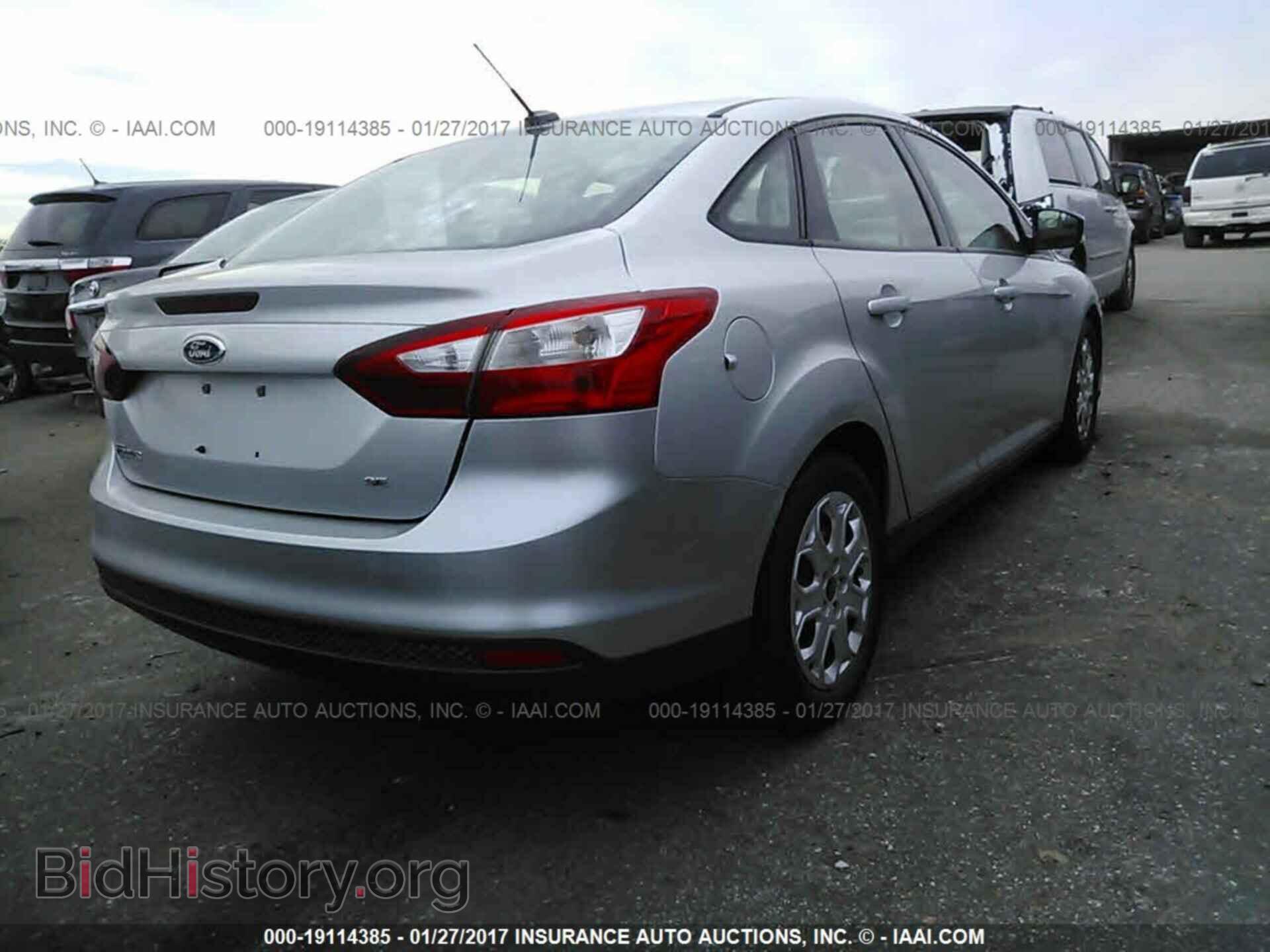 2012 Ford Focus - VIN: 1FAHP3F29CL201400 - Photo 4