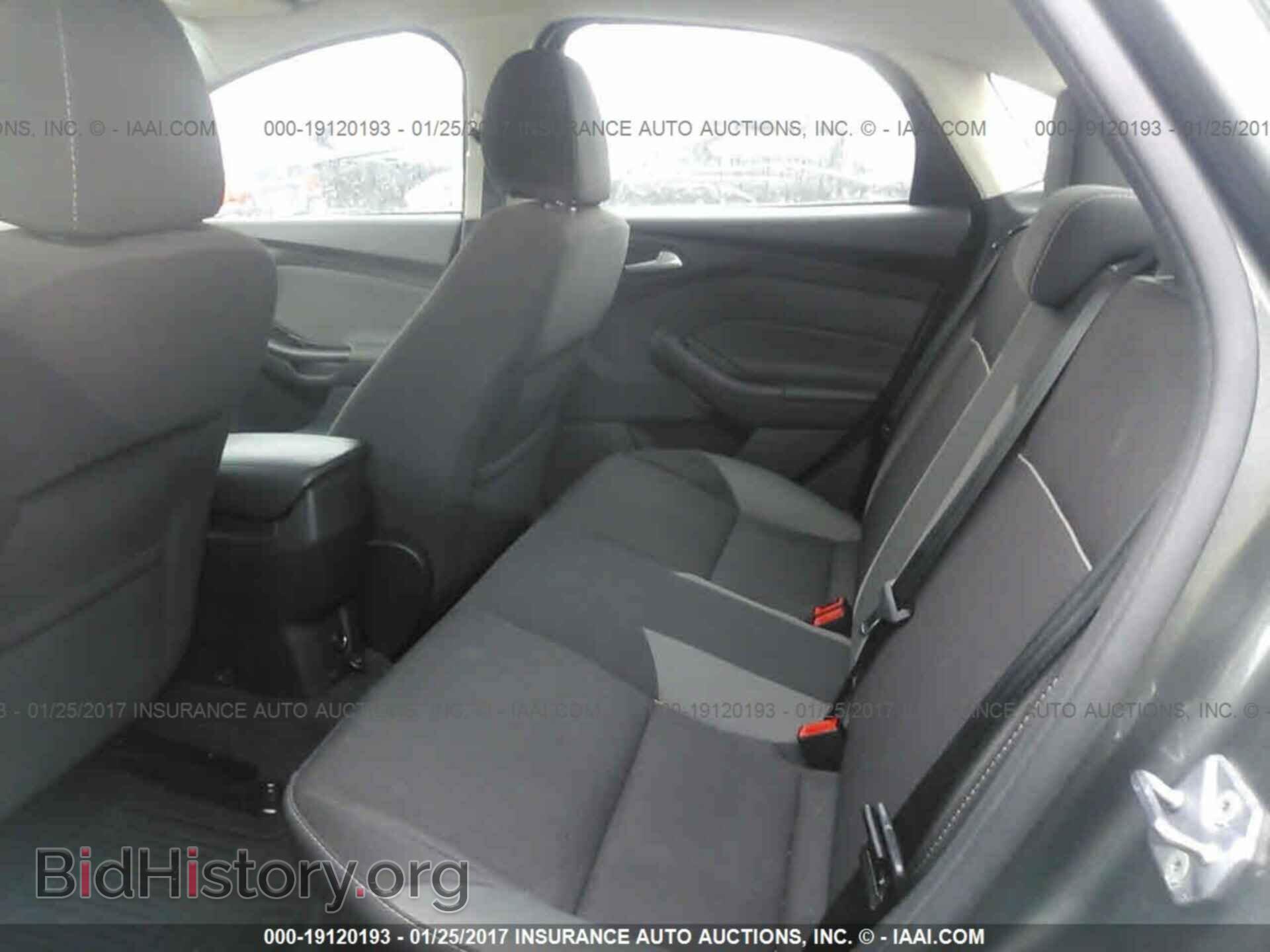 2013 Ford Focus - VIN: 1FADP3F21DL183152 - Photo 8