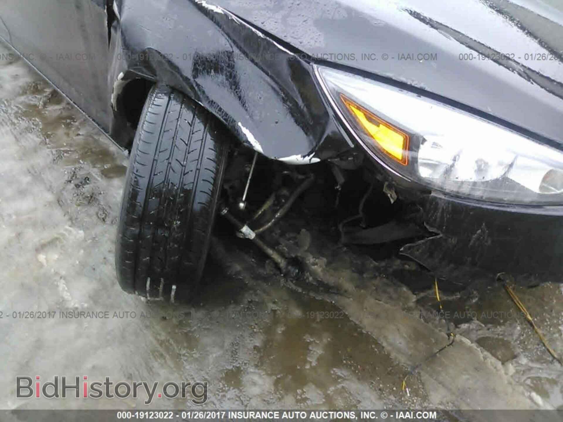 2016 Ford Focus - VIN: 1FADP3FE0GL218827 - Photo 6