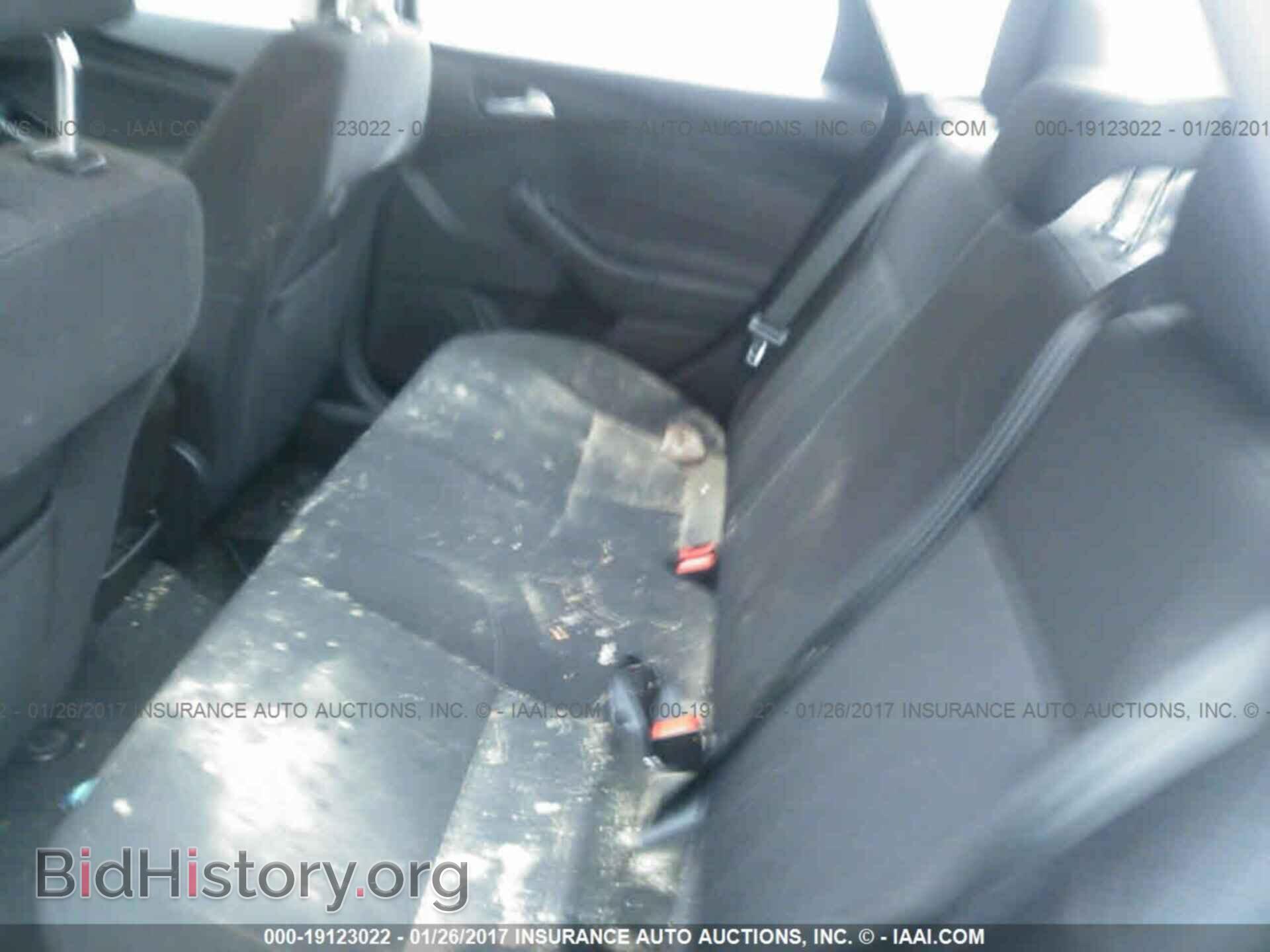 2016 Ford Focus - VIN: 1FADP3FE0GL218827 - Photo 8