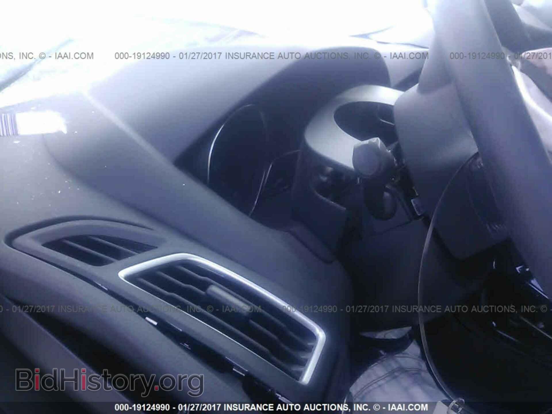 2016 Ford Focus - VIN: 1FADP3J23GL212534 - Photo 7