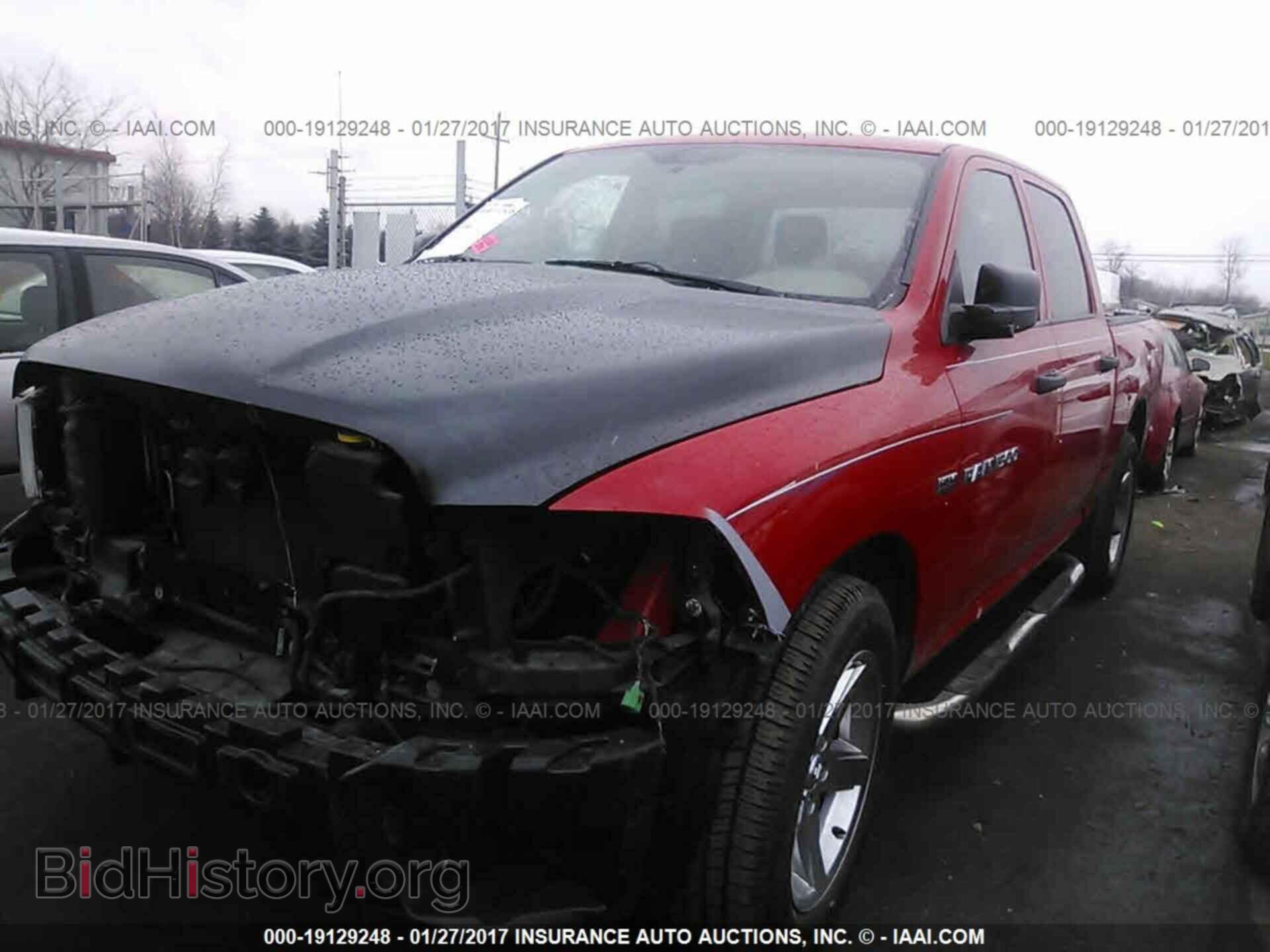 2012 Dodge Ram 1500 - VIN: 1C6RD7KT1CS244557 - Photo 2