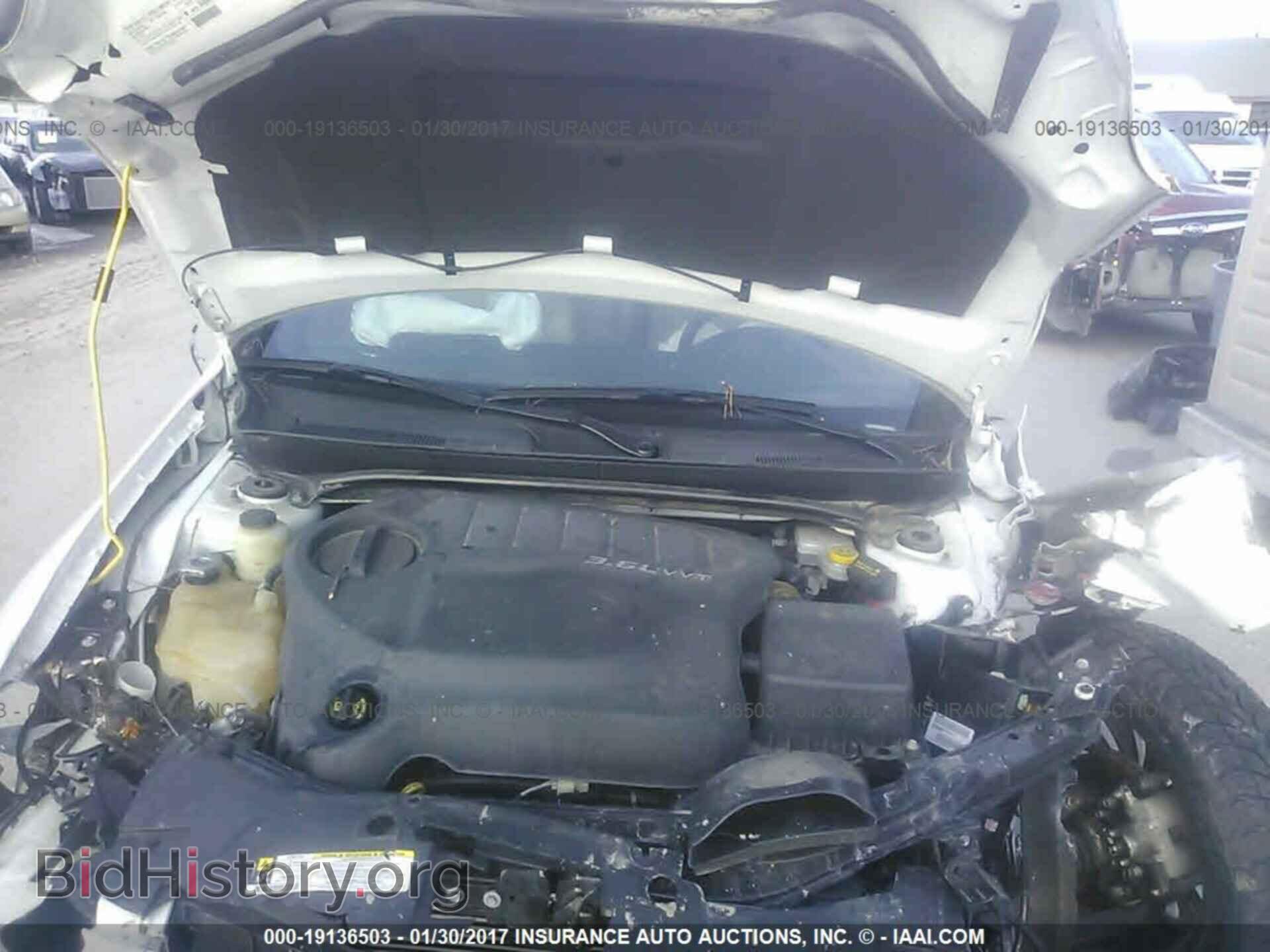 2013 Chrysler 200 - VIN: 1C3BCBFG5DN654635 - Photo 10