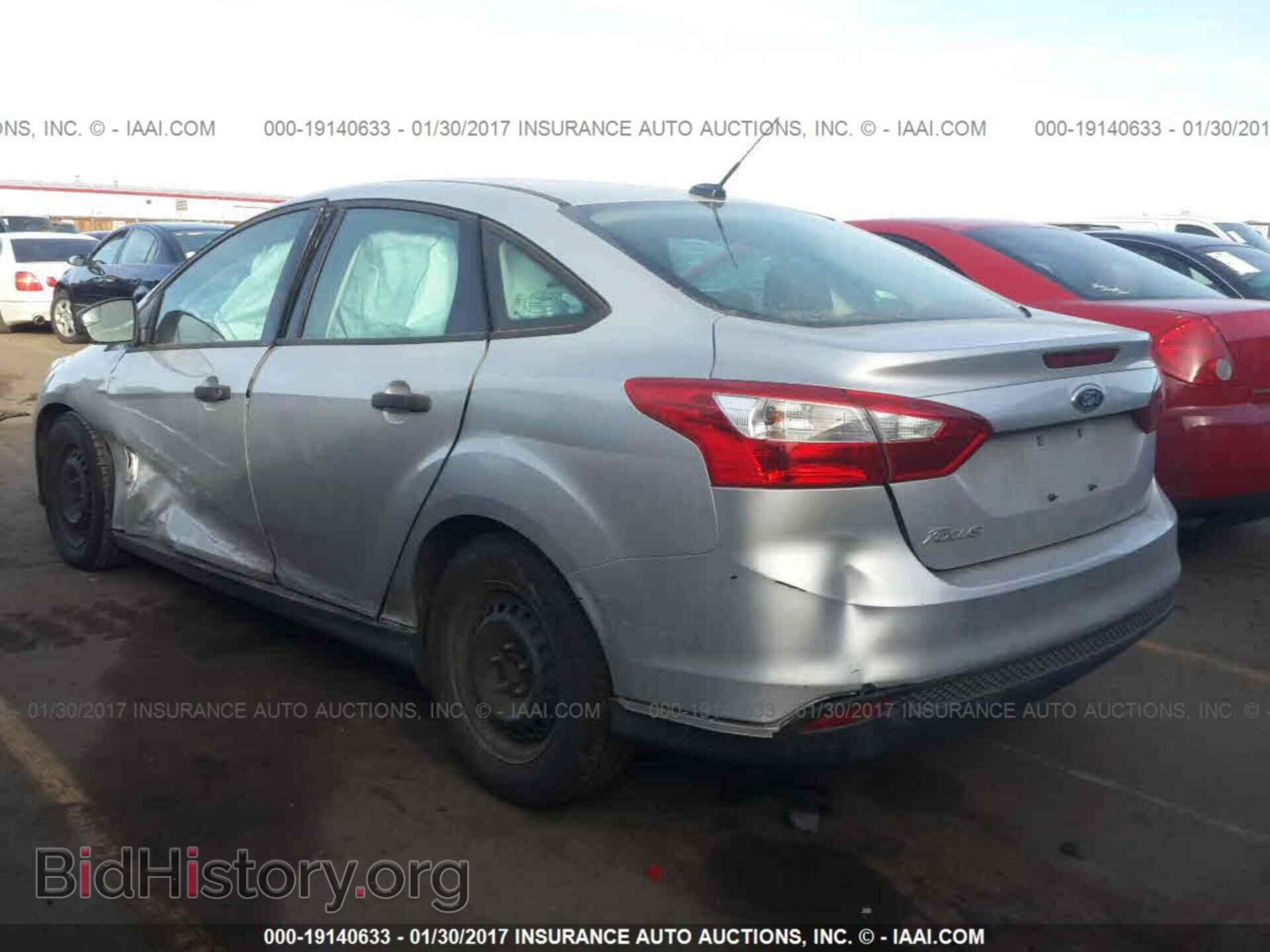 2012 Ford Focus - VIN: 1FAHP3E20CL251006 - Photo 3