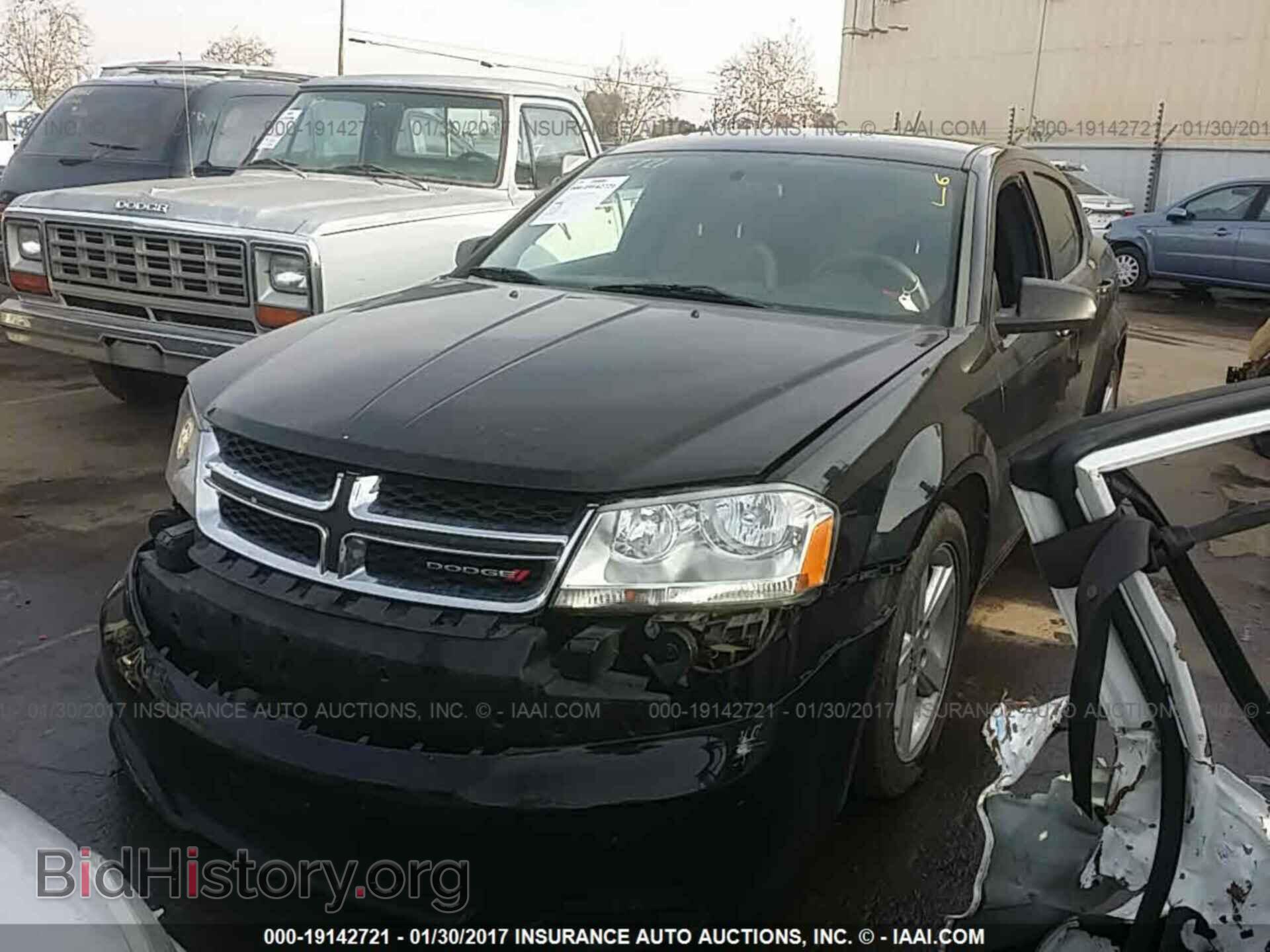 2013 Dodge Avenger - VIN: 1C3CDZAB5DN604971 - Photo 2