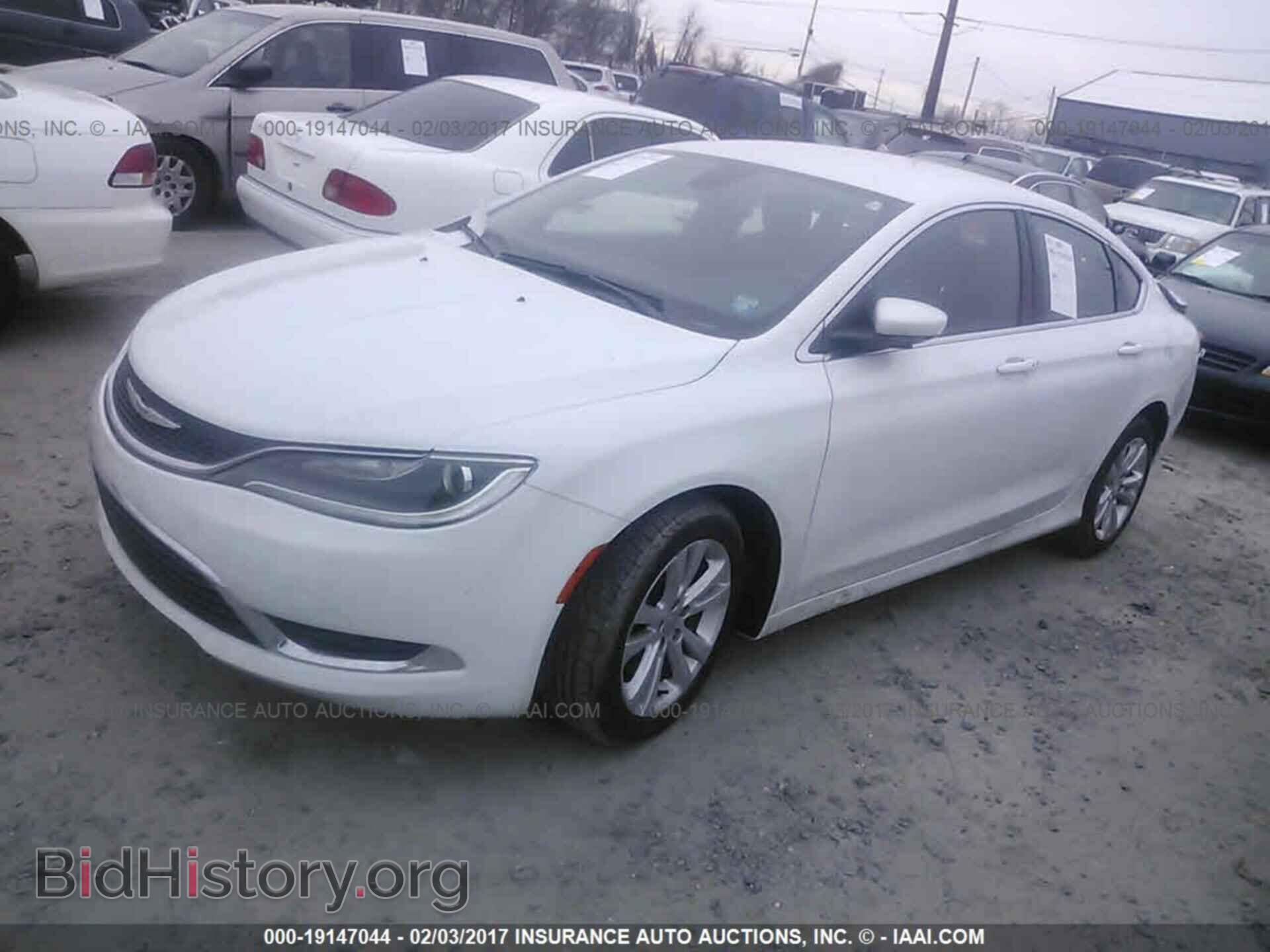 2016 Chrysler 200 - VIN: 1C3CCCAB8GN149473 - Фото 2