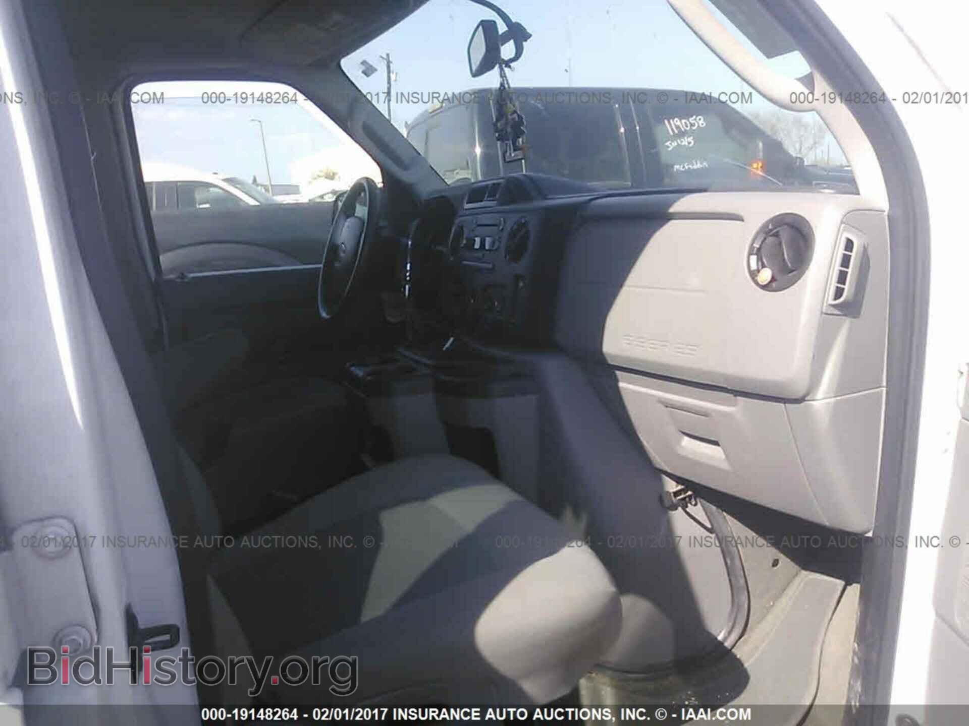 2013 Ford Econoline - VIN: 1FBNE3BL1DDA27582 - Фото 5