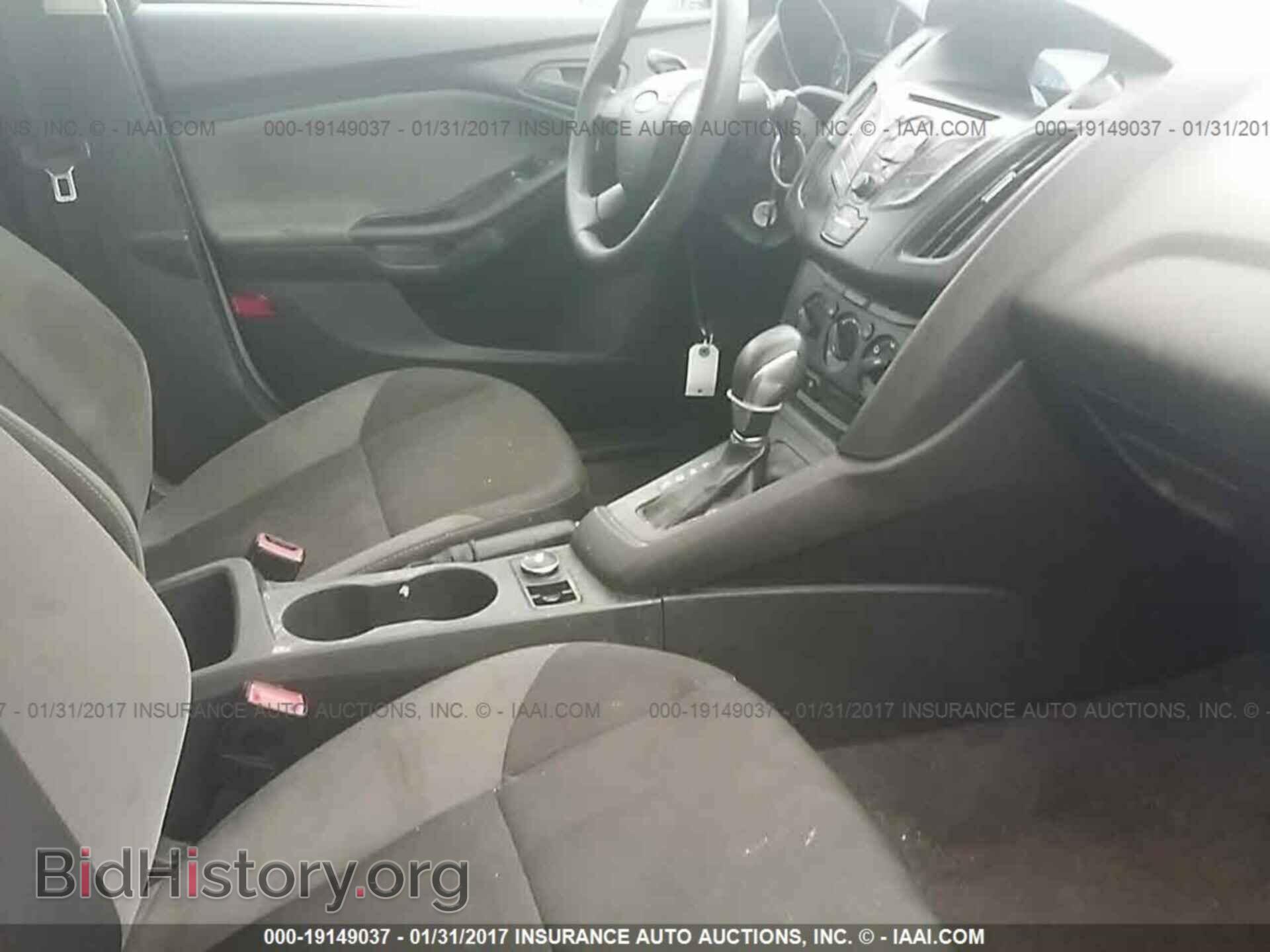 2012 Ford Focus - VIN: 1FAHP3E23CL182912 - Photo 5