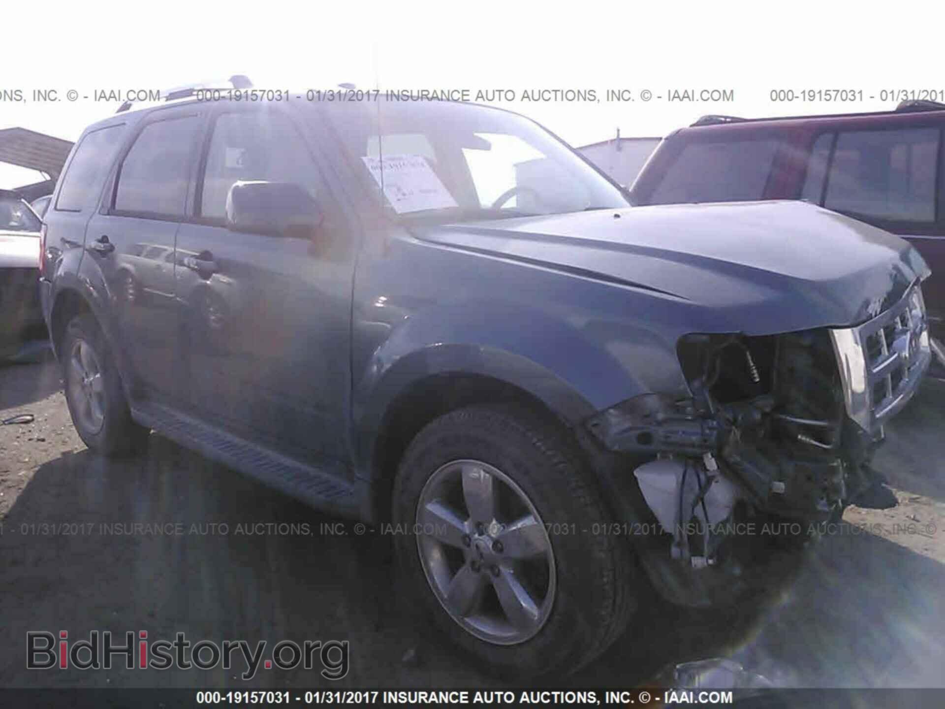 Photo 1FMCU0EG9BKB09762 - Ford Escape 2011
