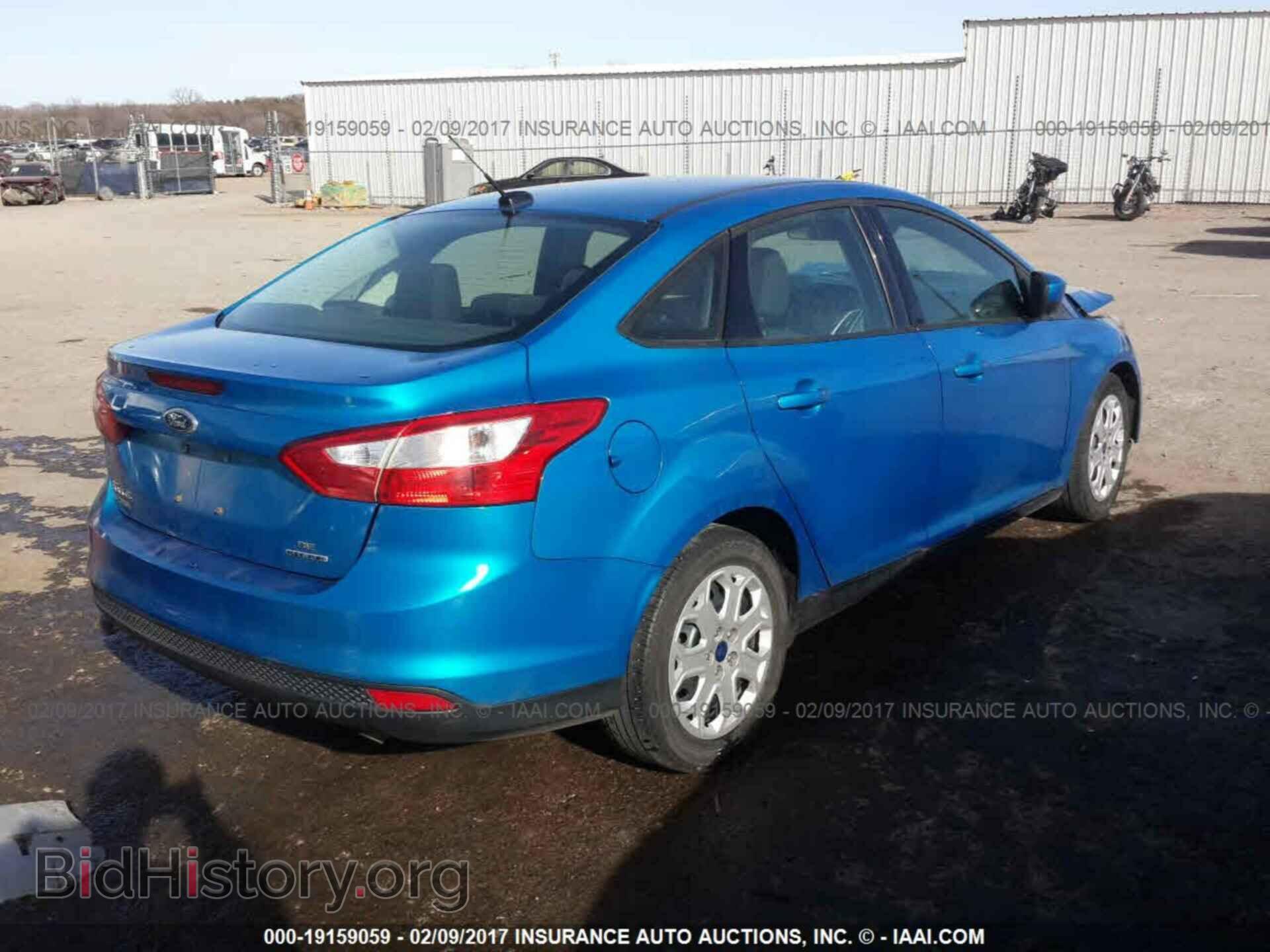 2012 Ford Focus - VIN: 1FAHP3F2XCL415487 - Фото 4